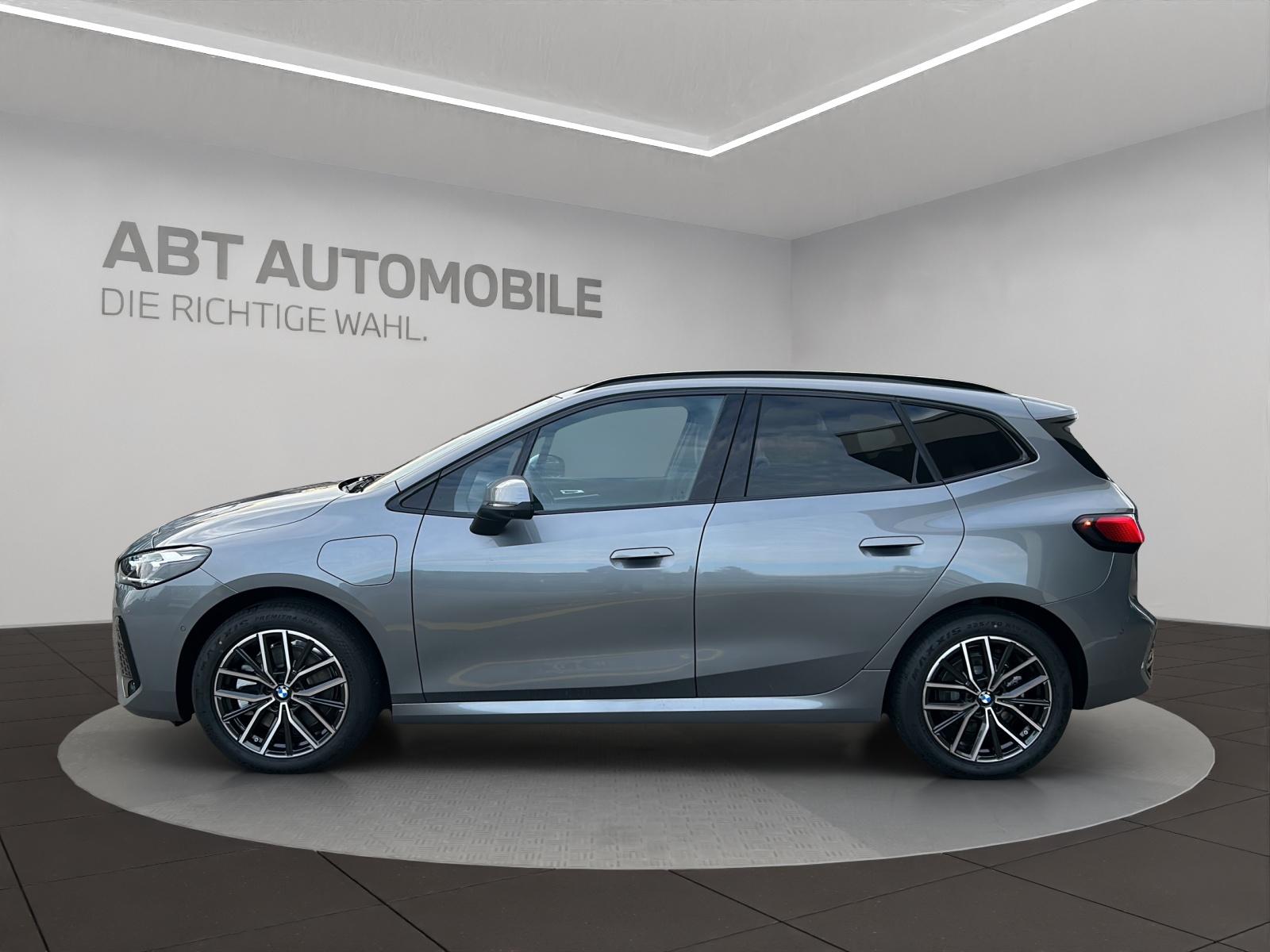BMW 230e xDrive paddles Active Tourer-showroom-element-1