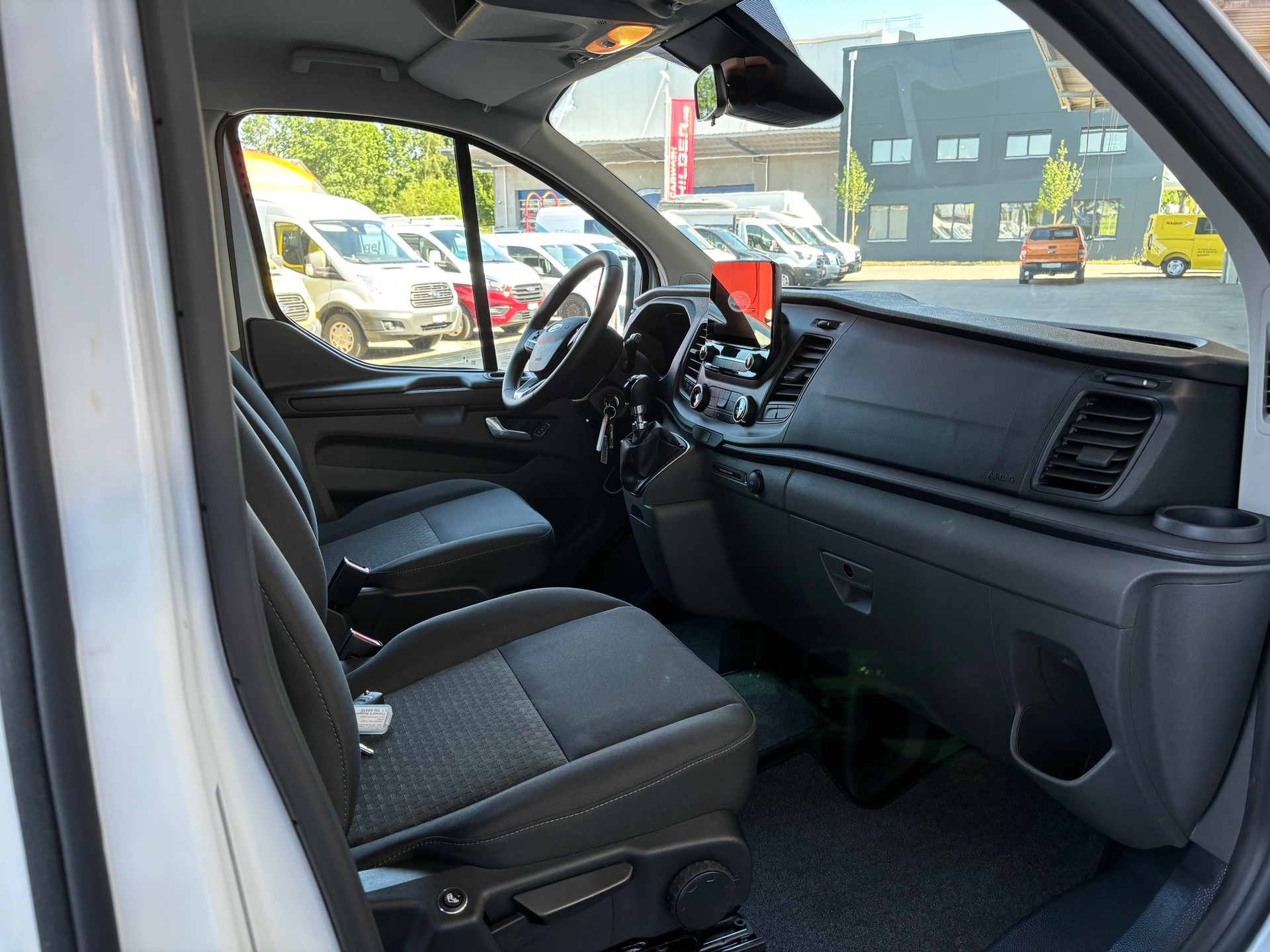 FORD Transit C Nugget 320 L1 2.0 TDCi 130 Aufstelldach-image-9