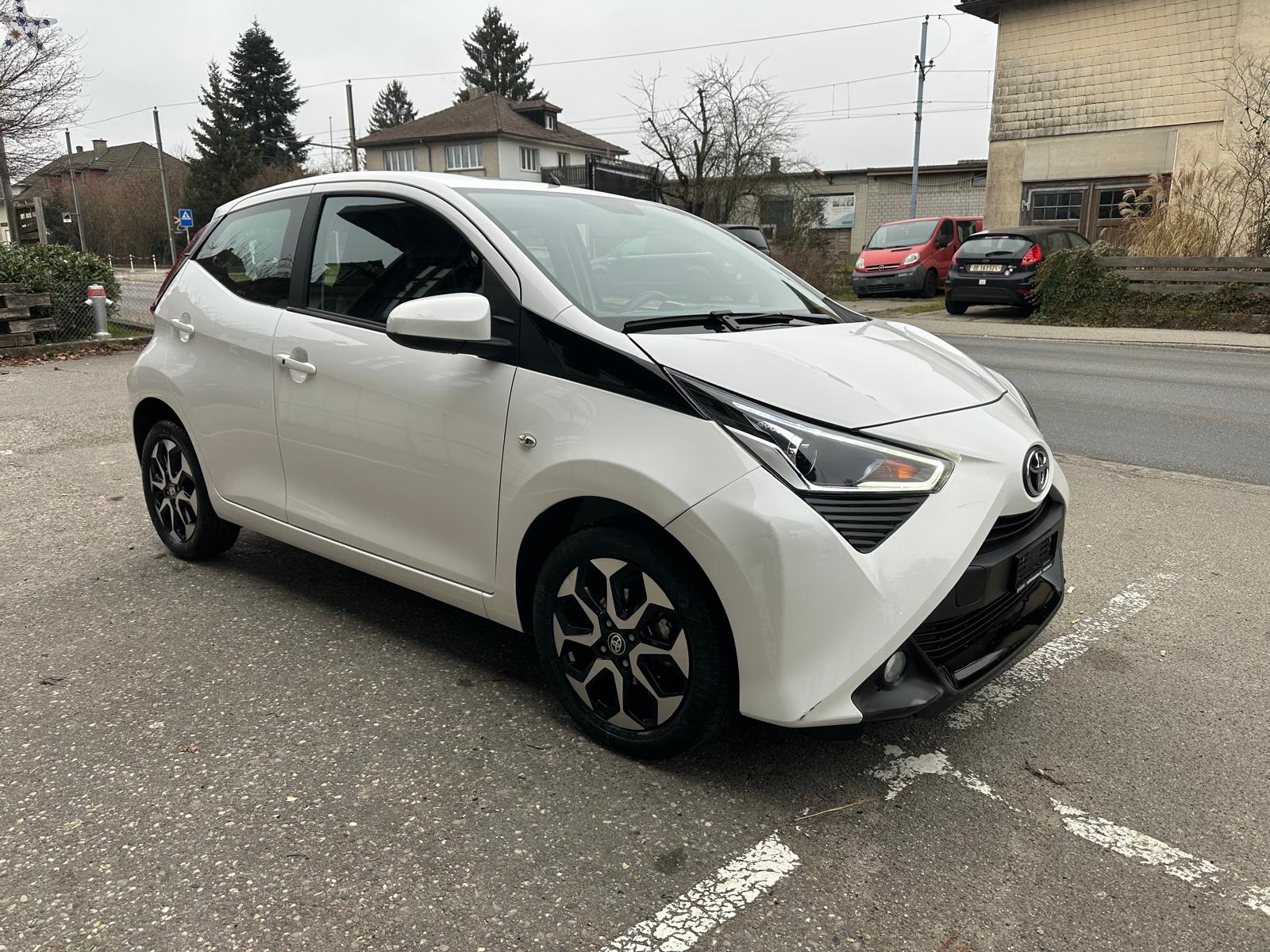 TOYOTA Aygo 1.0 VVT-i Trend
