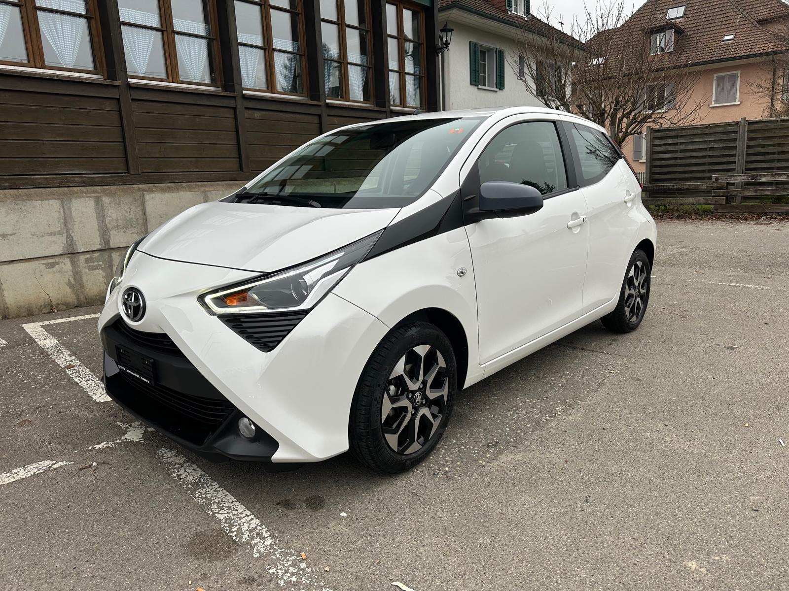TOYOTA Aygo 1.0 VVT-i Trend-showroom-element-1