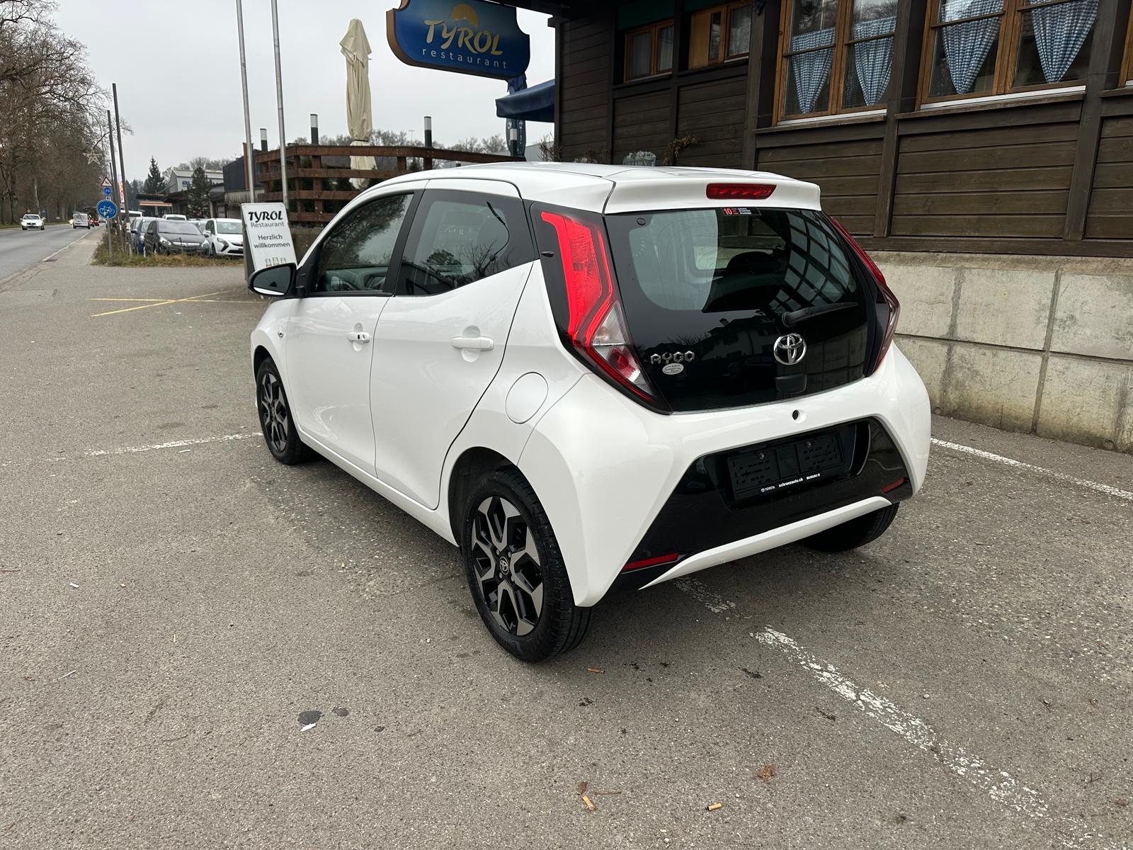 TOYOTA Aygo 1.0 VVT-i Trend-showroom-element-2