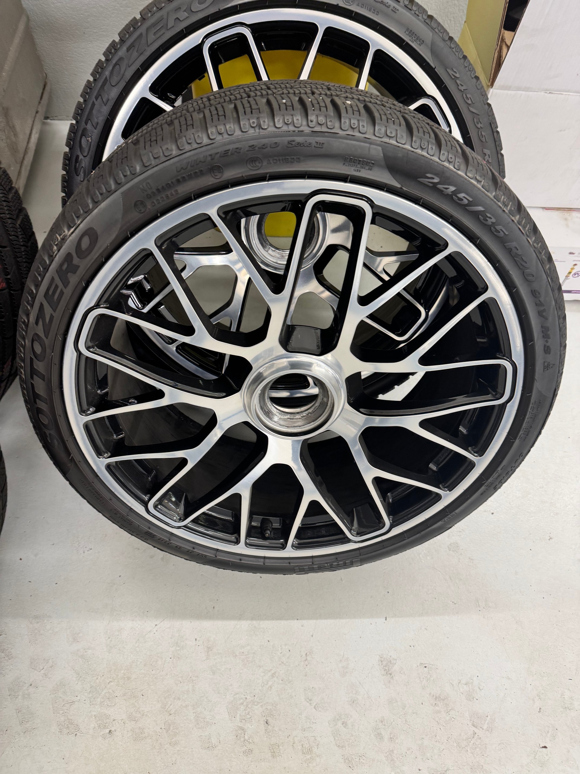 PORSCHE 911 Turbo S PDK 991.2-image-27