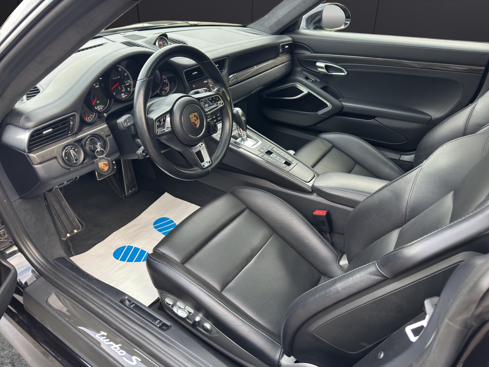 PORSCHE 911 Turbo S PDK 991.2-image-10