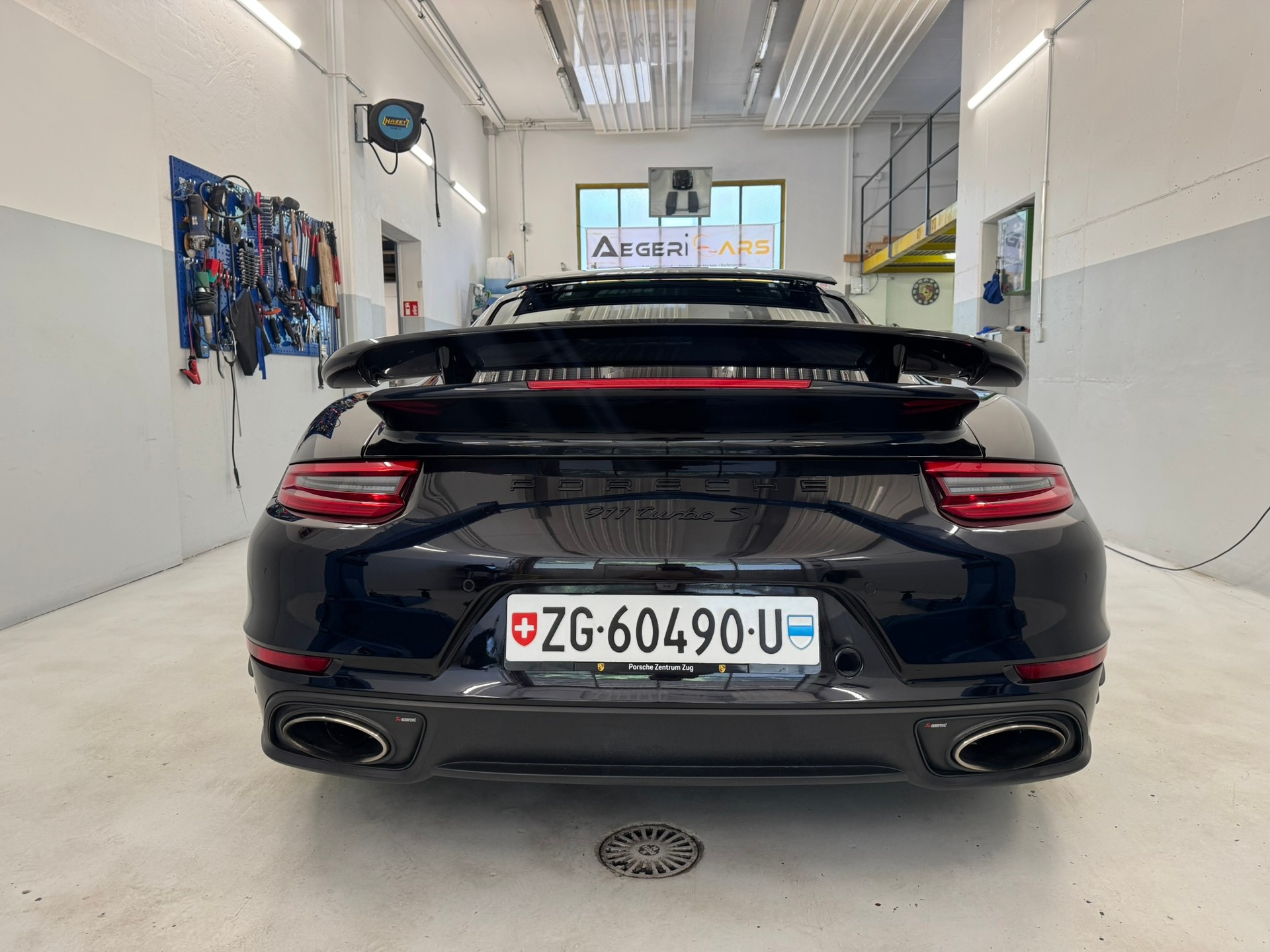 PORSCHE 911 Turbo S PDK 991.2-image-6