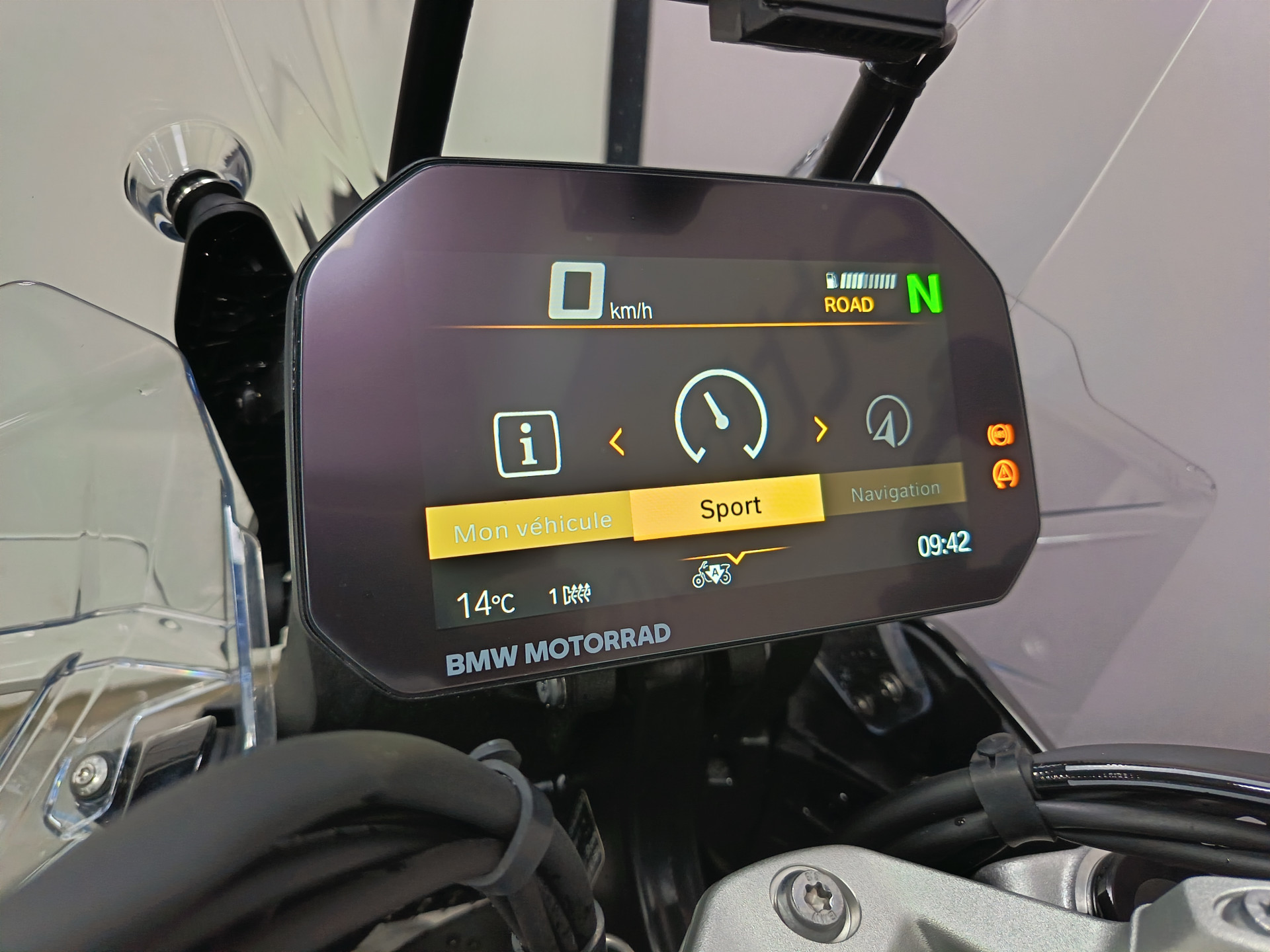 BMW R 1300 GS Adventure ASA *** Leasing 3.9% ***-image-9