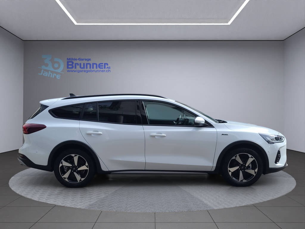 FORD Focus Station Wagon 1.0i EcoB 155 PS Active-image-7