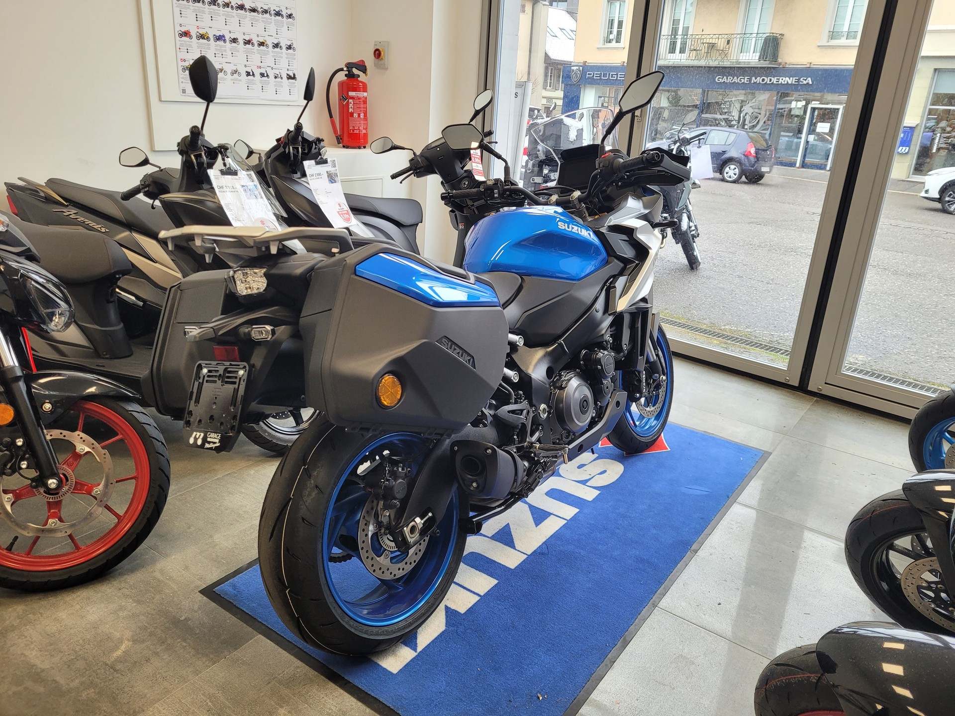 SUZUKI GSX-S 1000 GX Travel-image-2