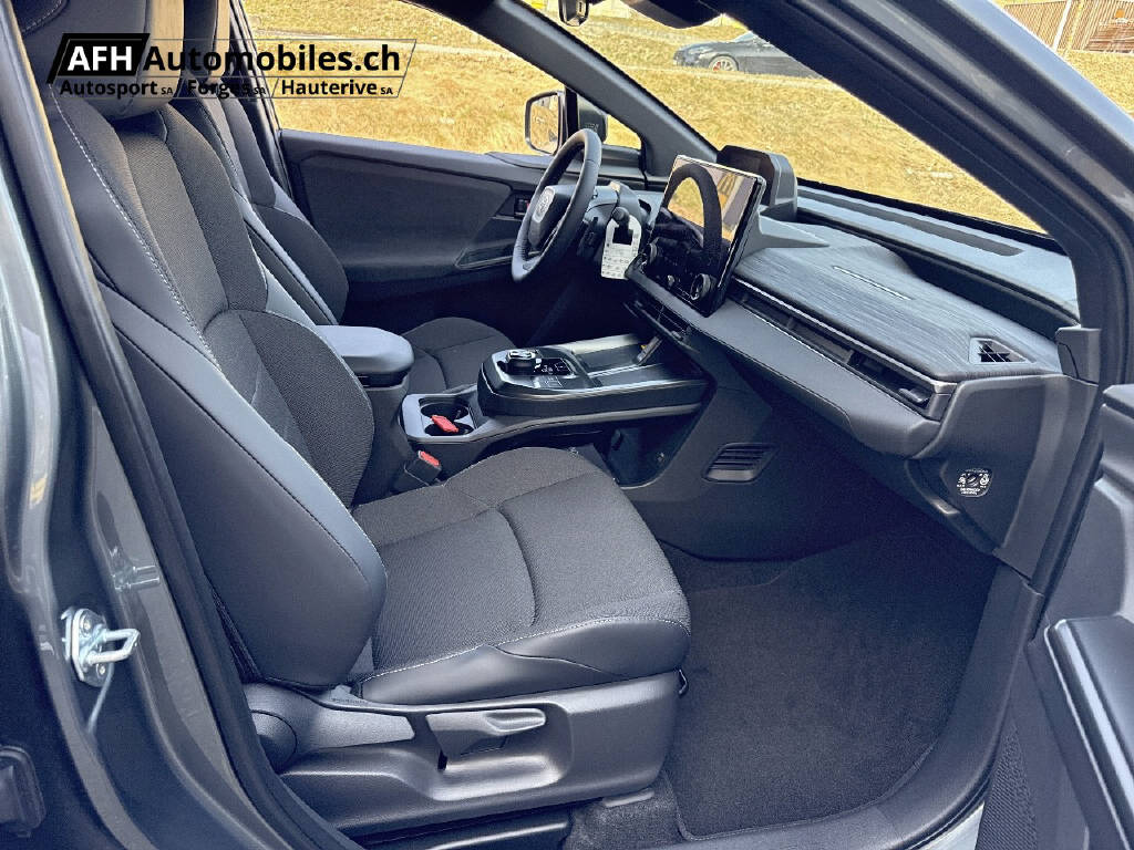 TOYOTA C-HR+ Style AWD-image-16