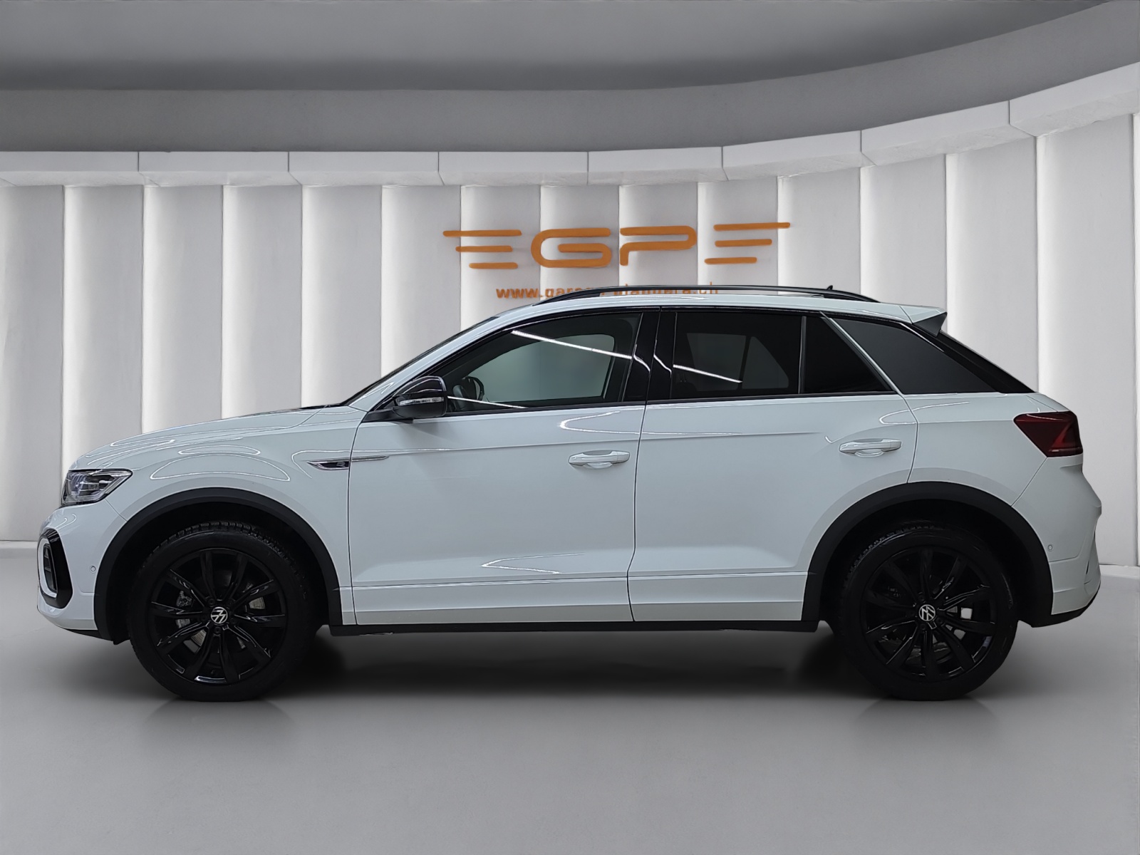 VW T-Roc 2.0 TSI R-Line DSG 4motion-showroom-element-3