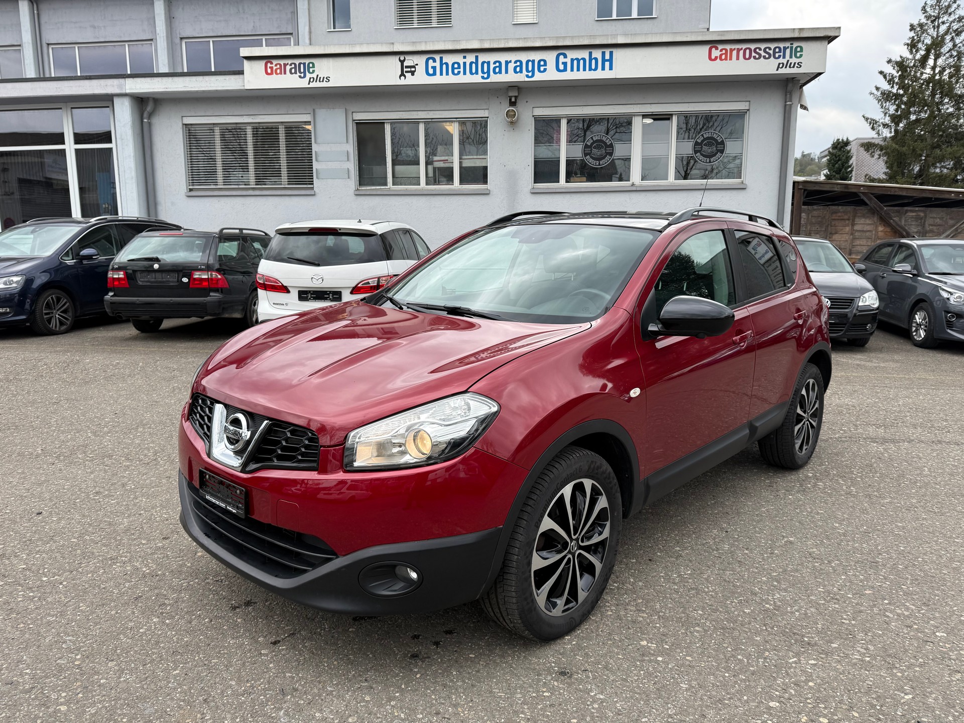 NISSAN Qashqai 2.0 4WD 360 XTronic CVT