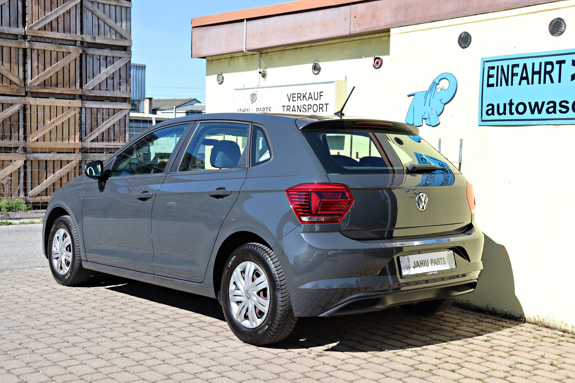 VW Polo 1.0 BMT Trendline-image-2
