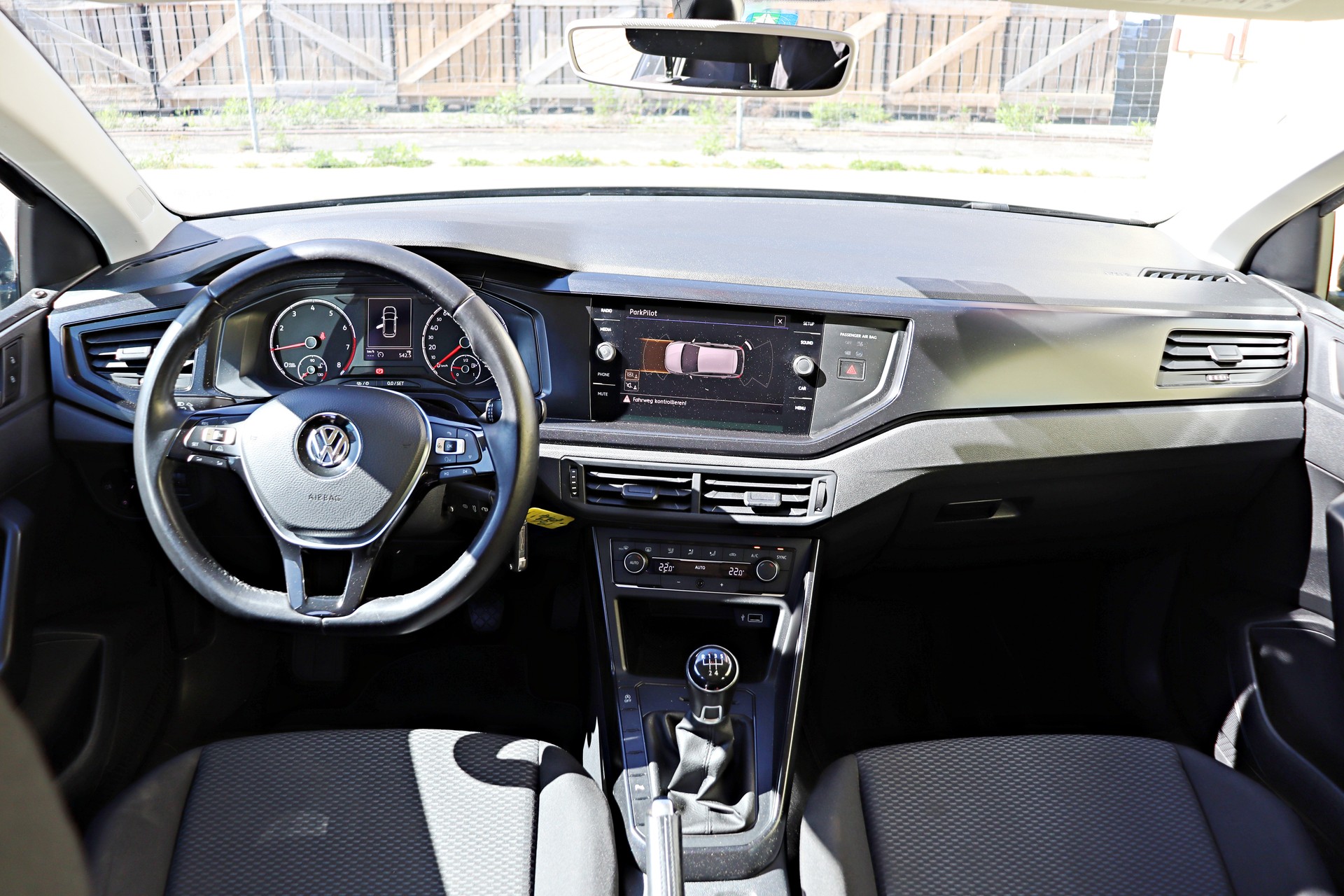 VW Polo 1.0 BMT Trendline-image-8