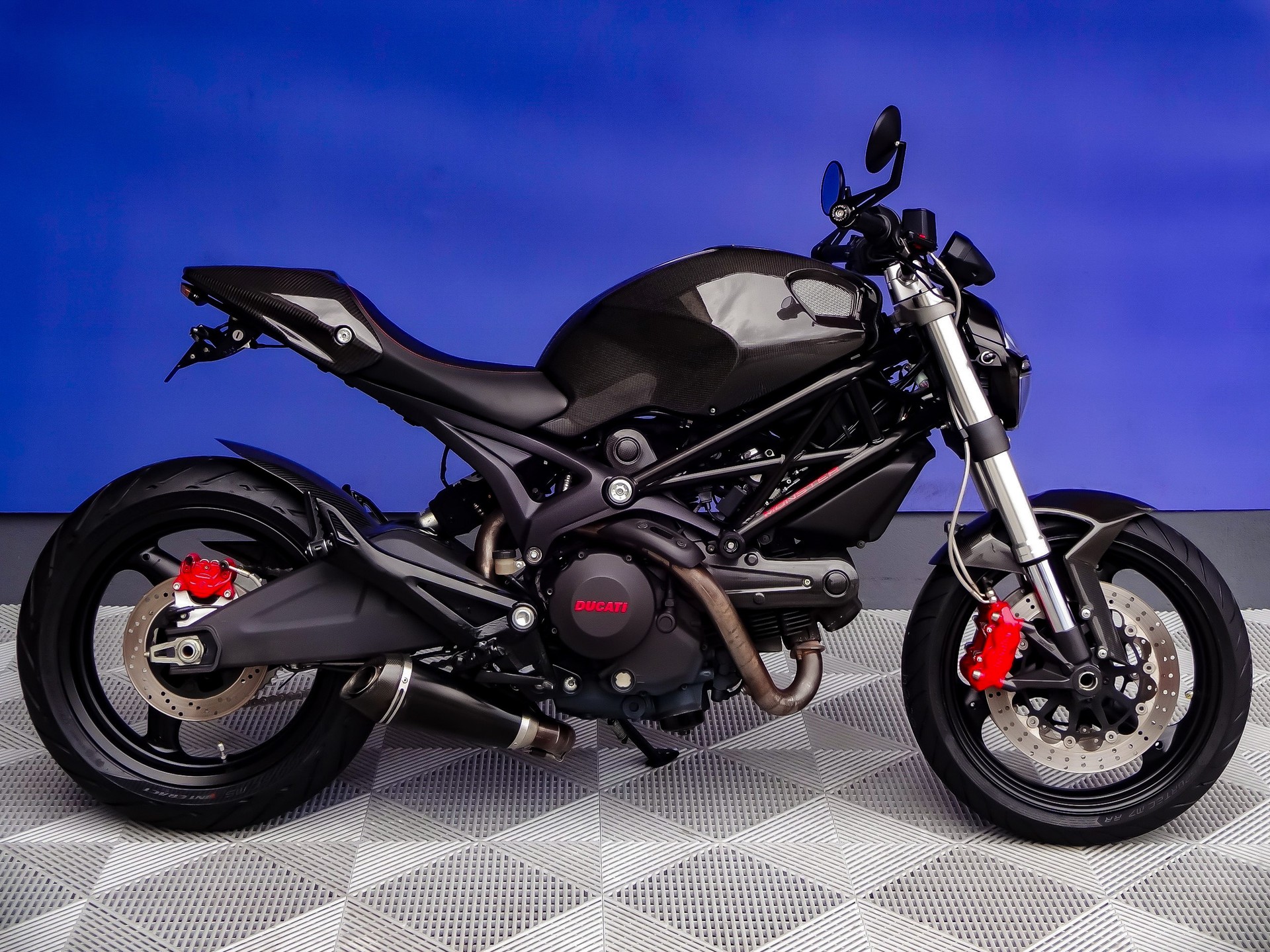 DUCATI Monster 696M (25kW)-image-0