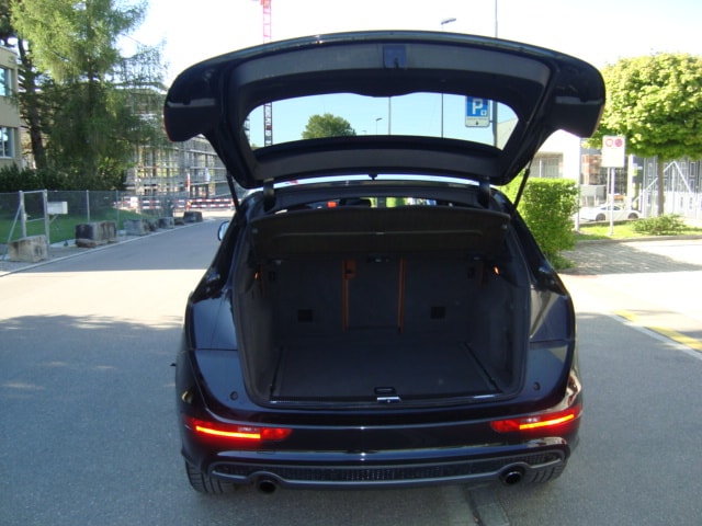 AUDI Q5 2.0 TFSI quattro S-tronic-image-4
