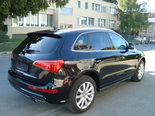 AUDI Q5 2.0 TFSI quattro S-tronic-image-6