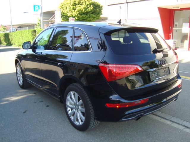 AUDI Q5 2.0 TFSI quattro S-tronic-image-5