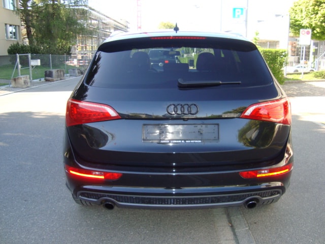 AUDI Q5 2.0 TFSI quattro S-tronic-image-3