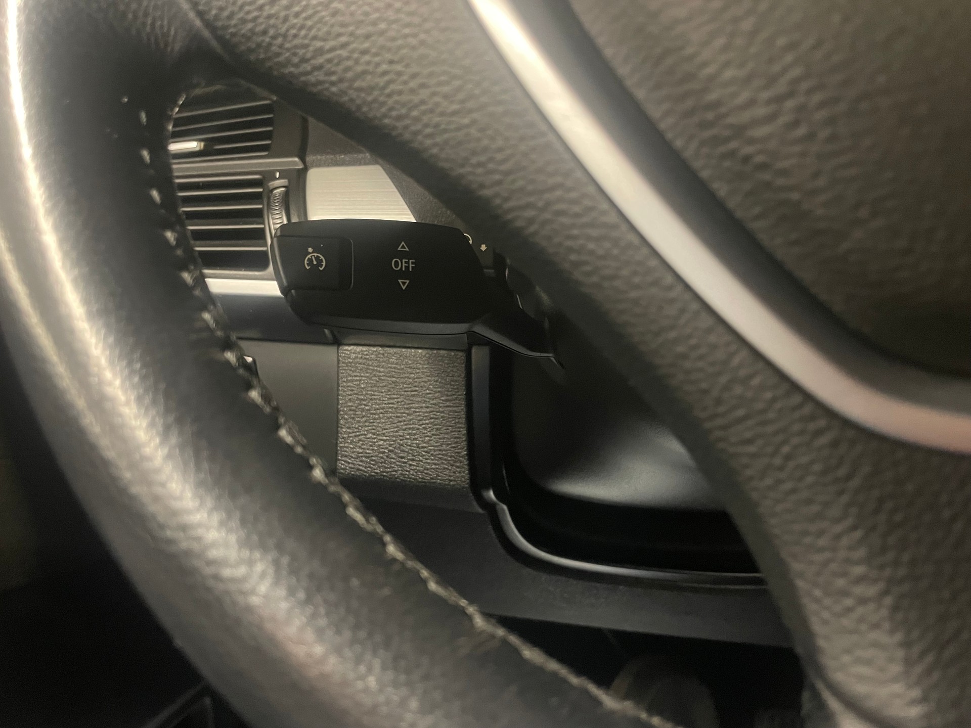 BMW X6 xDrive 40d Steptronic (21)-image-10