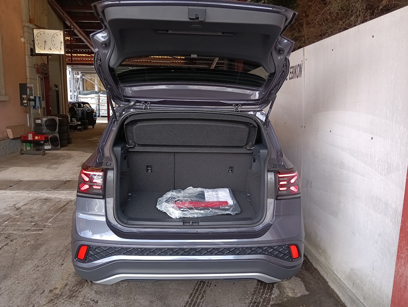 VW T-Cross 1.5 TSI EVO ACT R-Line DSG-image-6