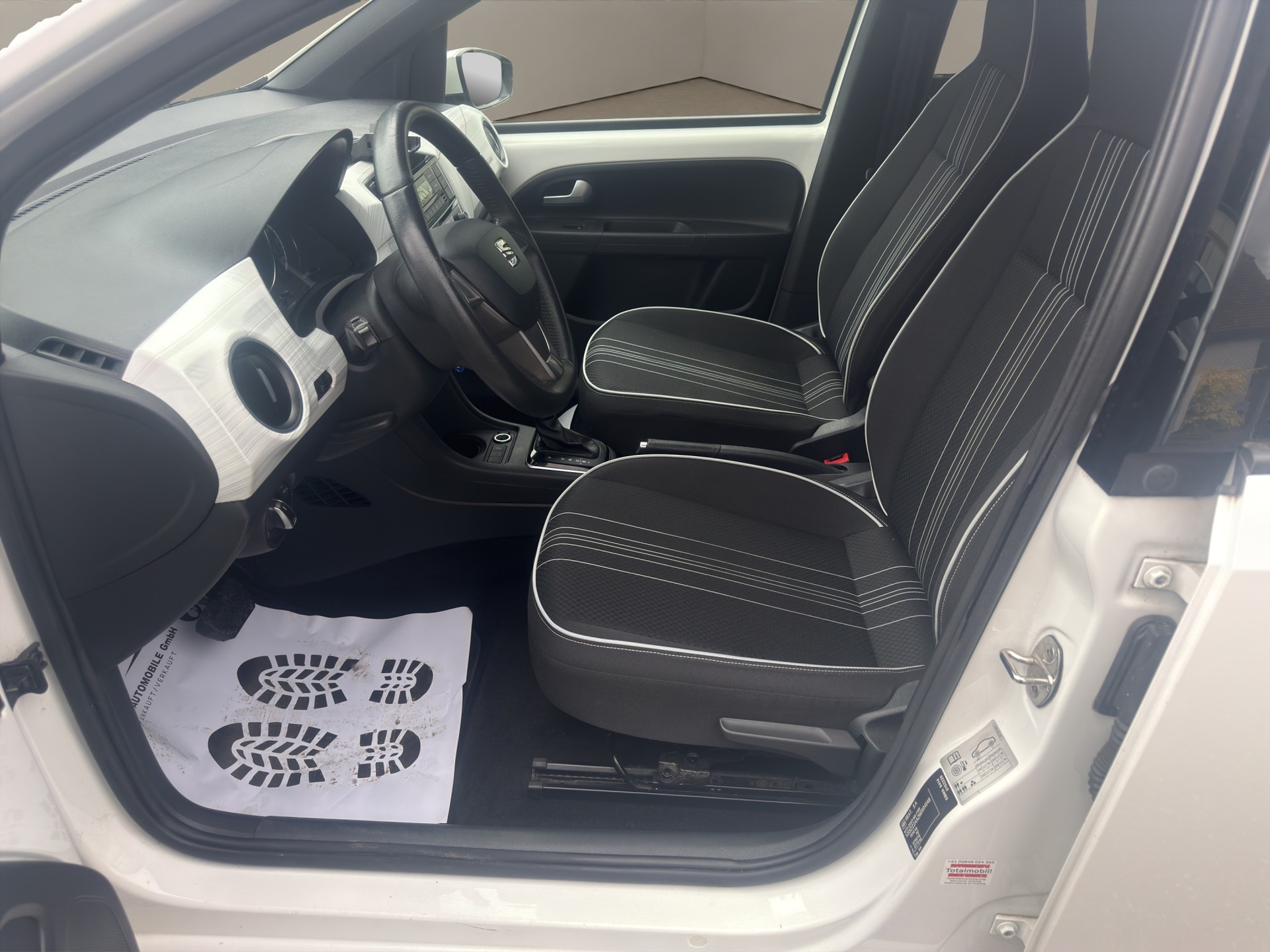 SEAT Mii electric PLUS-image-8