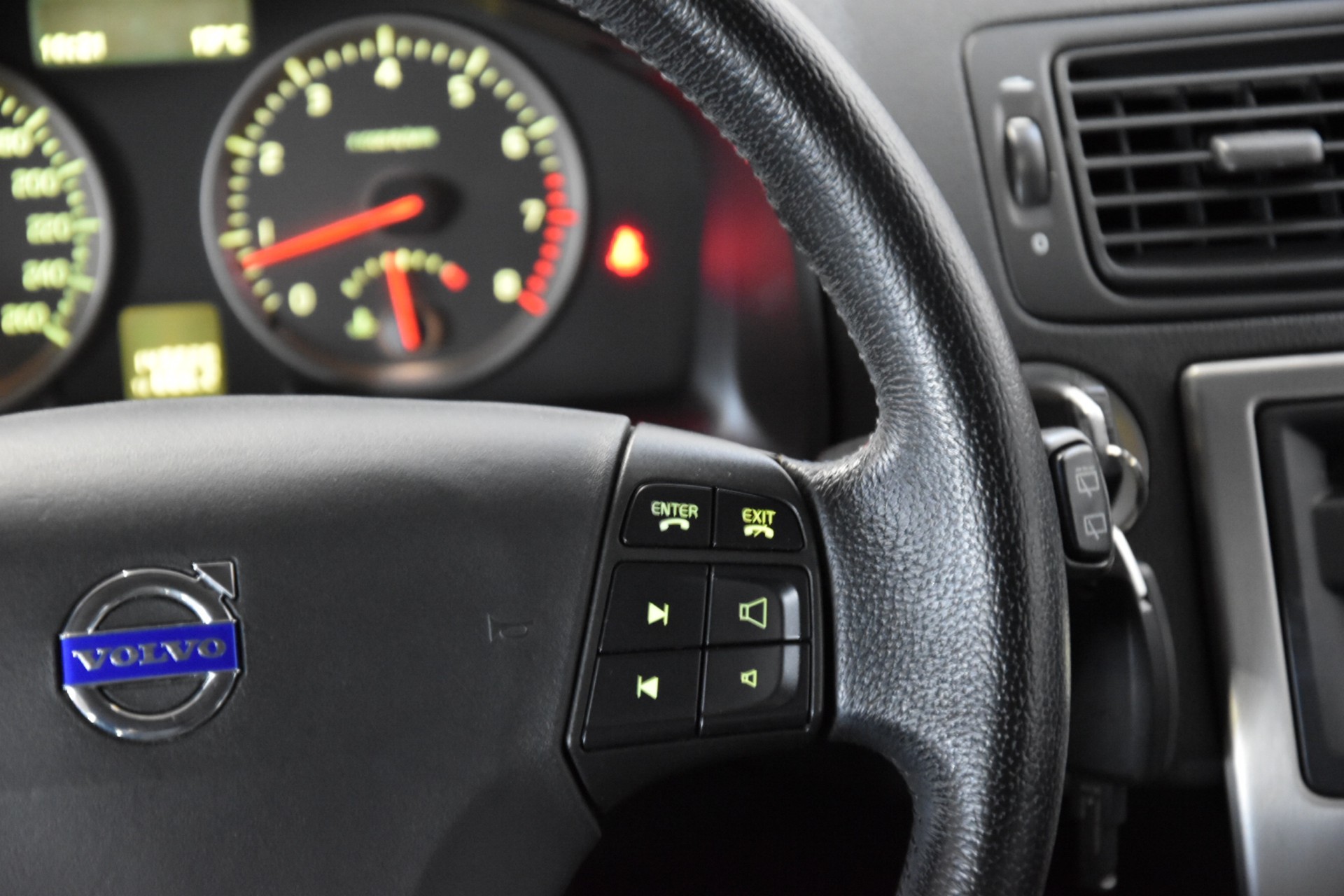 VOLVO C30 2.4I Kinetic-image-9