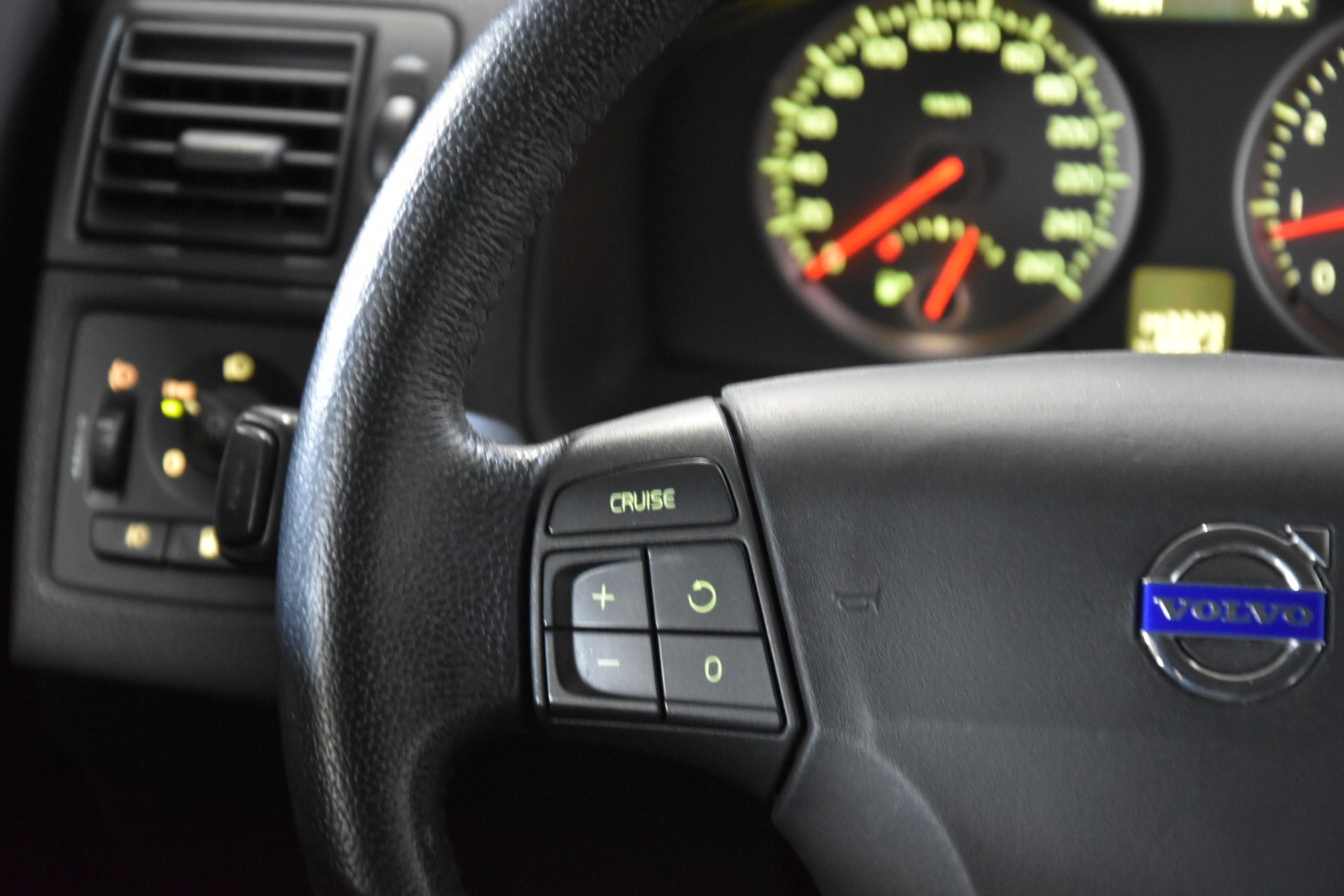 VOLVO C30 2.4I Kinetic-image-10
