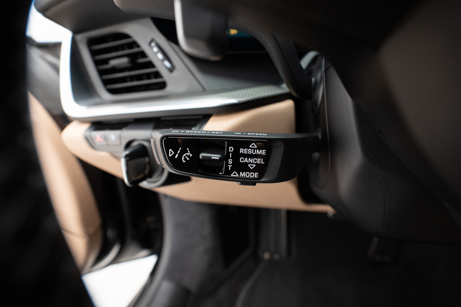 PORSCHE 911 Carrera 4S PDK-image-13