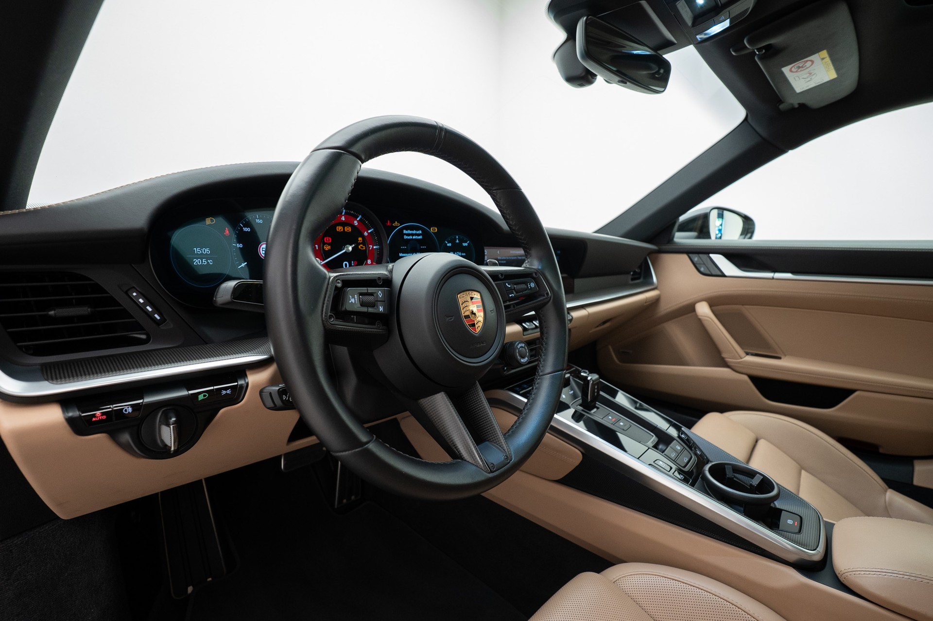 PORSCHE 911 Carrera 4S PDK-image-12