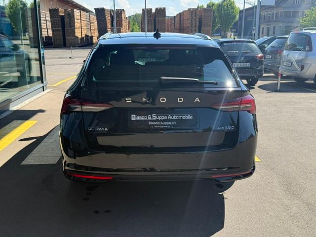 SKODA Octavia Combi 1.5 TSI Selection DSG-image-5