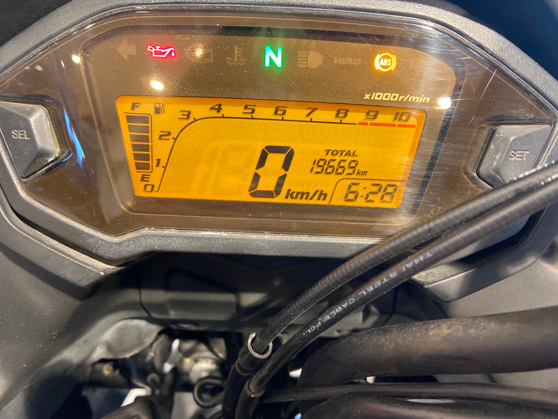HONDA CB 500 XA ABS-image-10