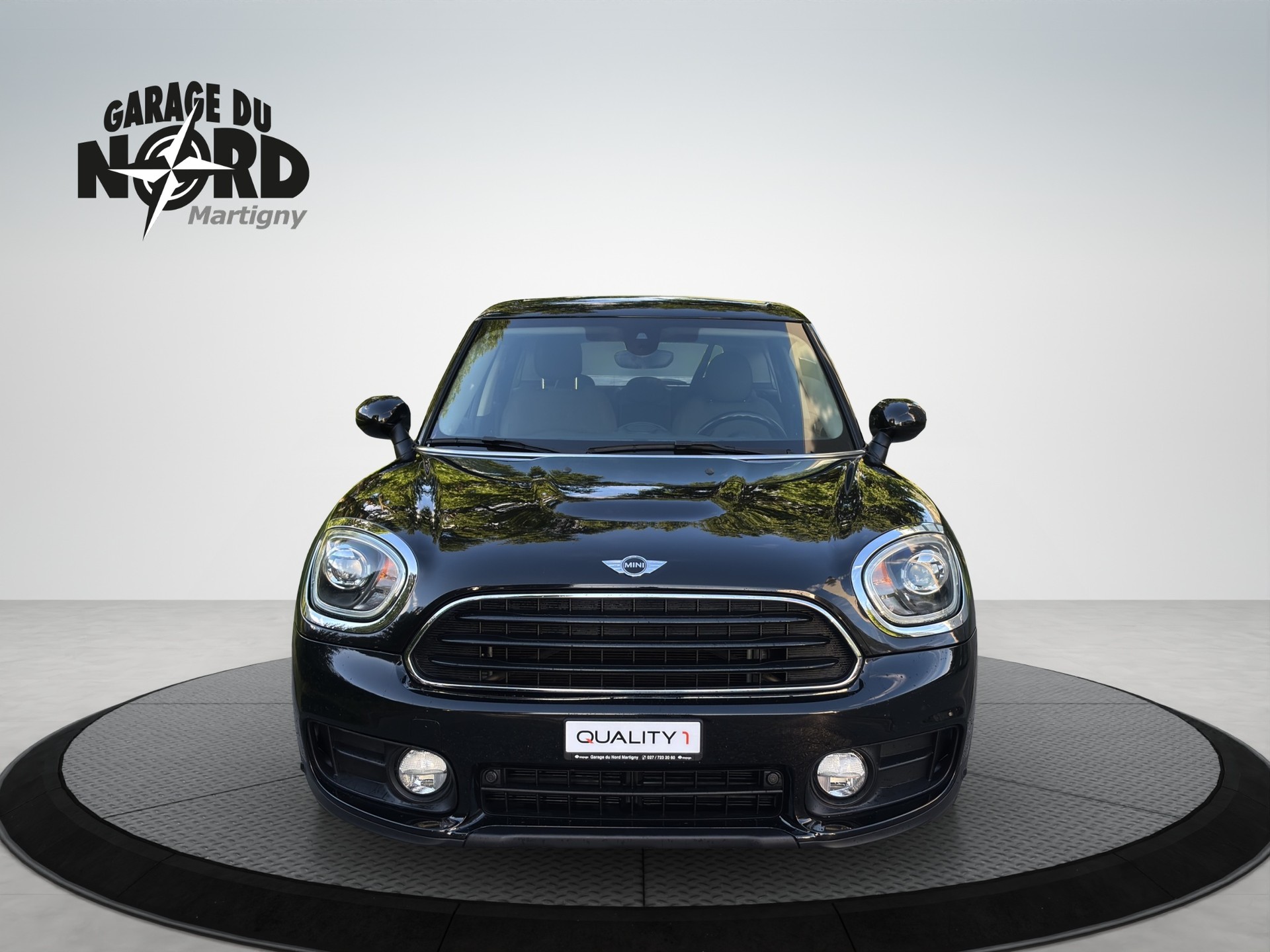 MINI Countryman Cooper ALL4 Steptronic-showroom-element-1