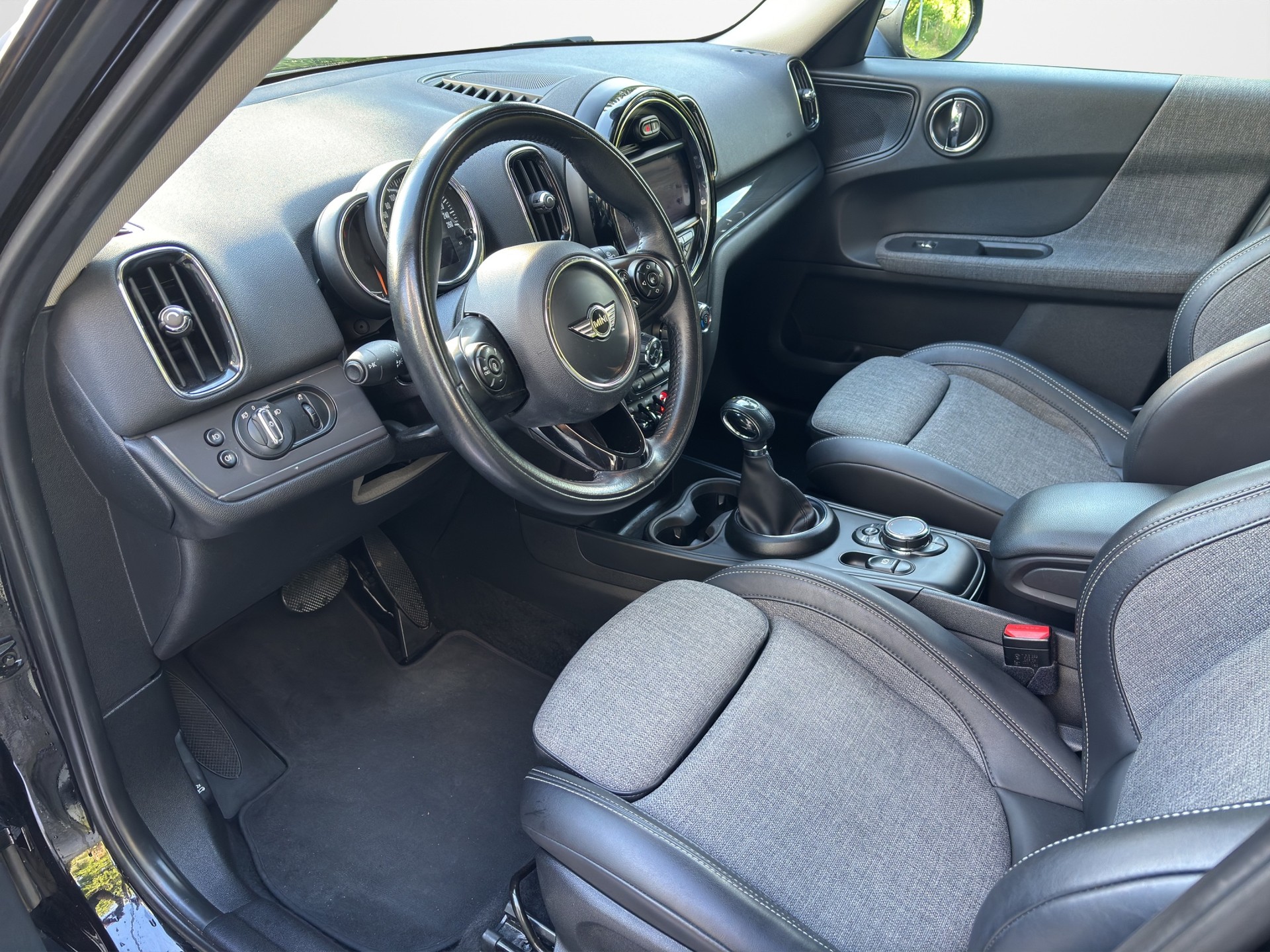 MINI Countryman Cooper ALL4 Steptronic-image-8