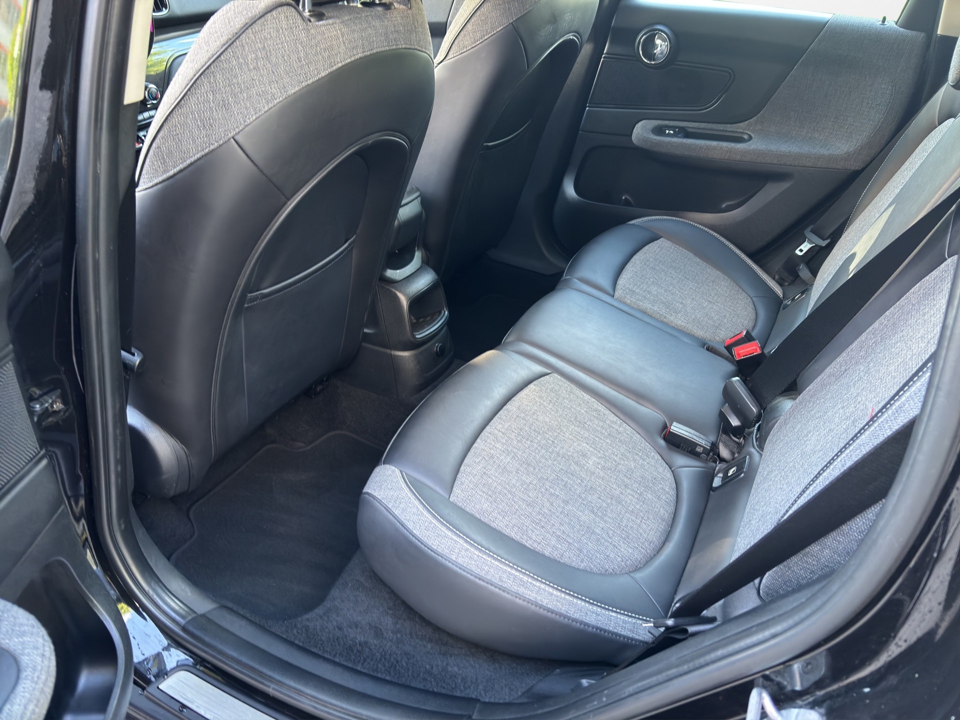 MINI Countryman Cooper ALL4 Steptronic-image-10