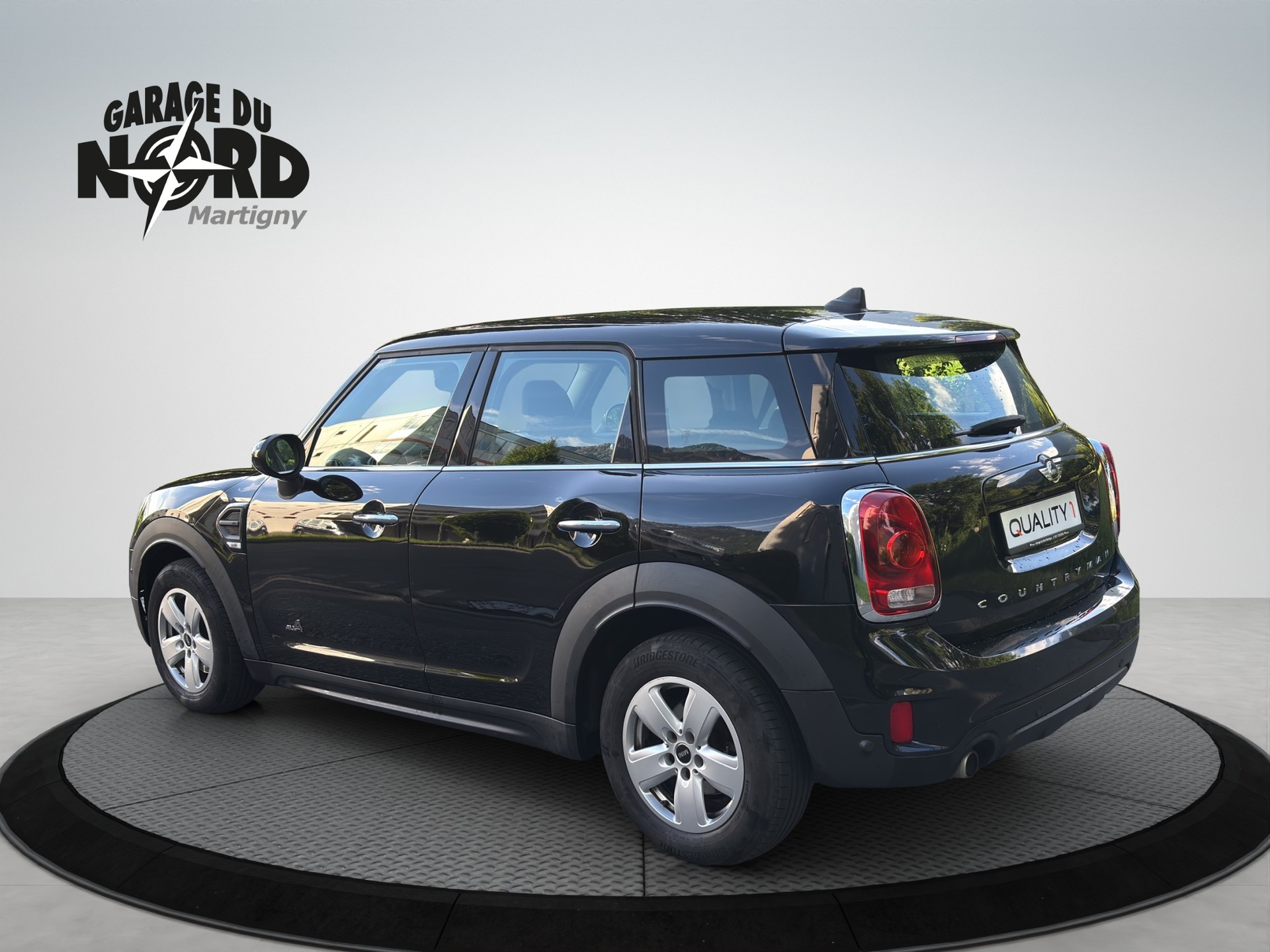 MINI Countryman Cooper ALL4 Steptronic-showroom-element-3