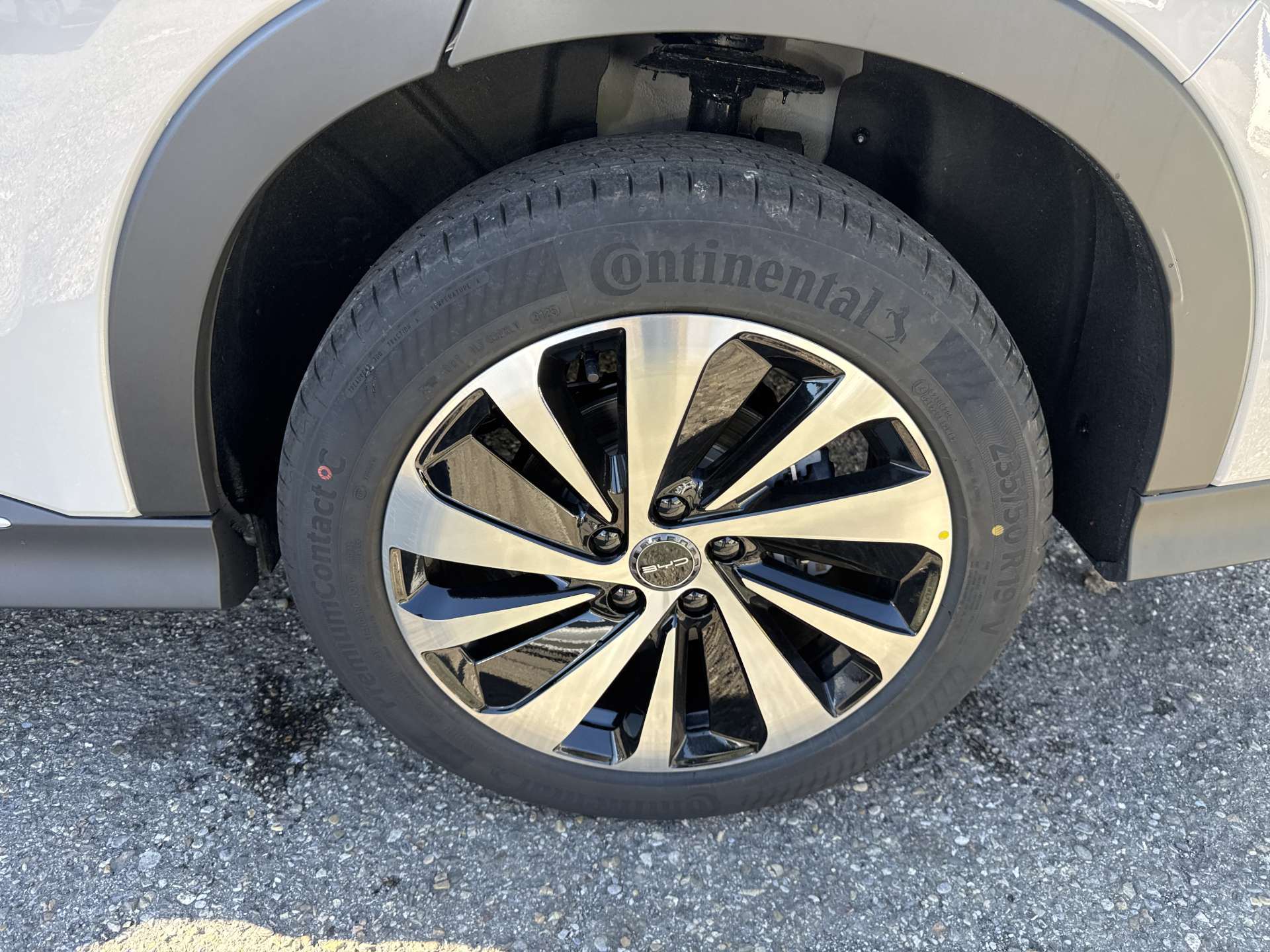 BYD Seal U DM-i PHEV Design AWD 324PS Automat-image-9