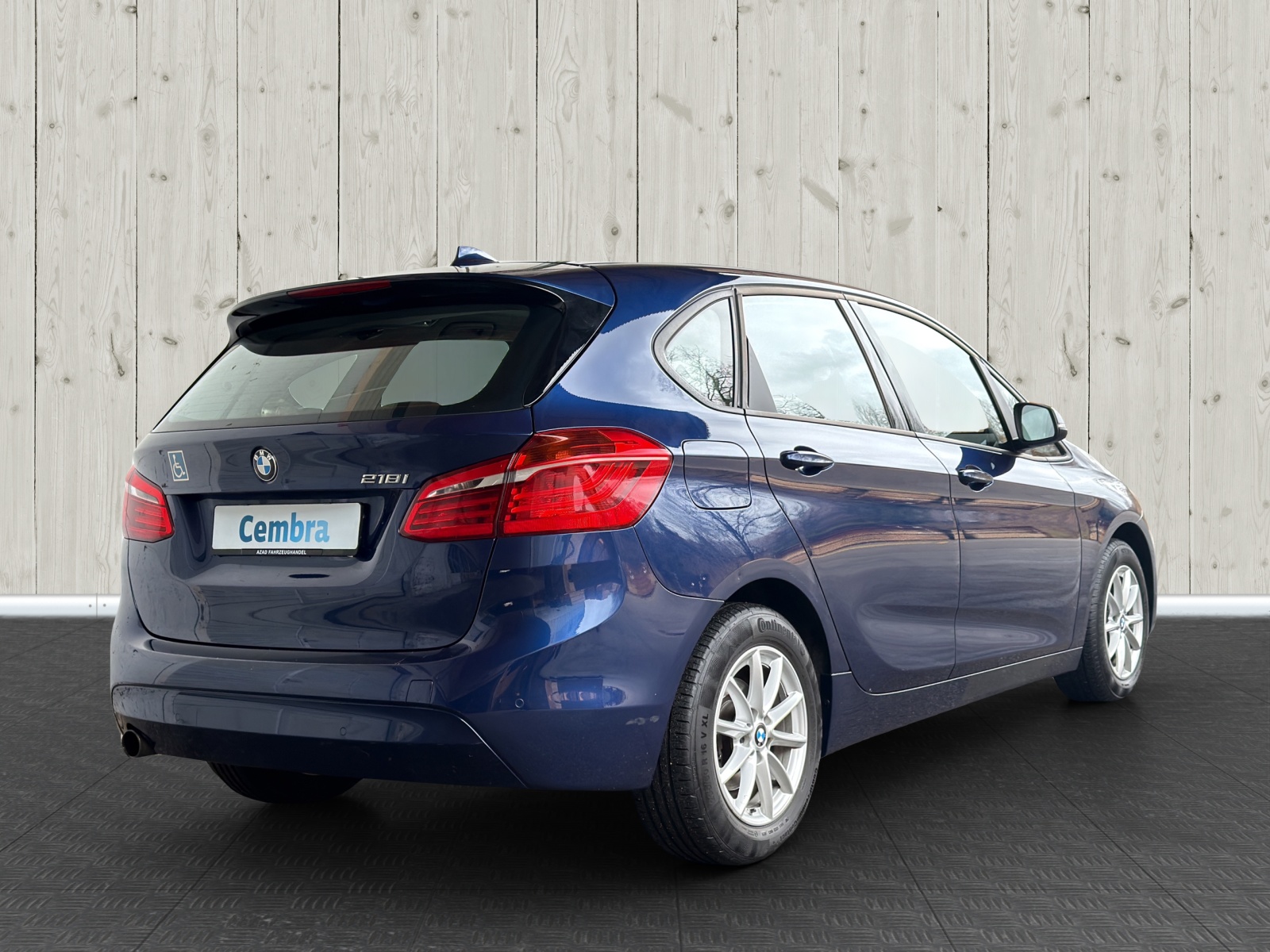 BMW 218i Active Tourer Luxury Line Steptronic-image-6