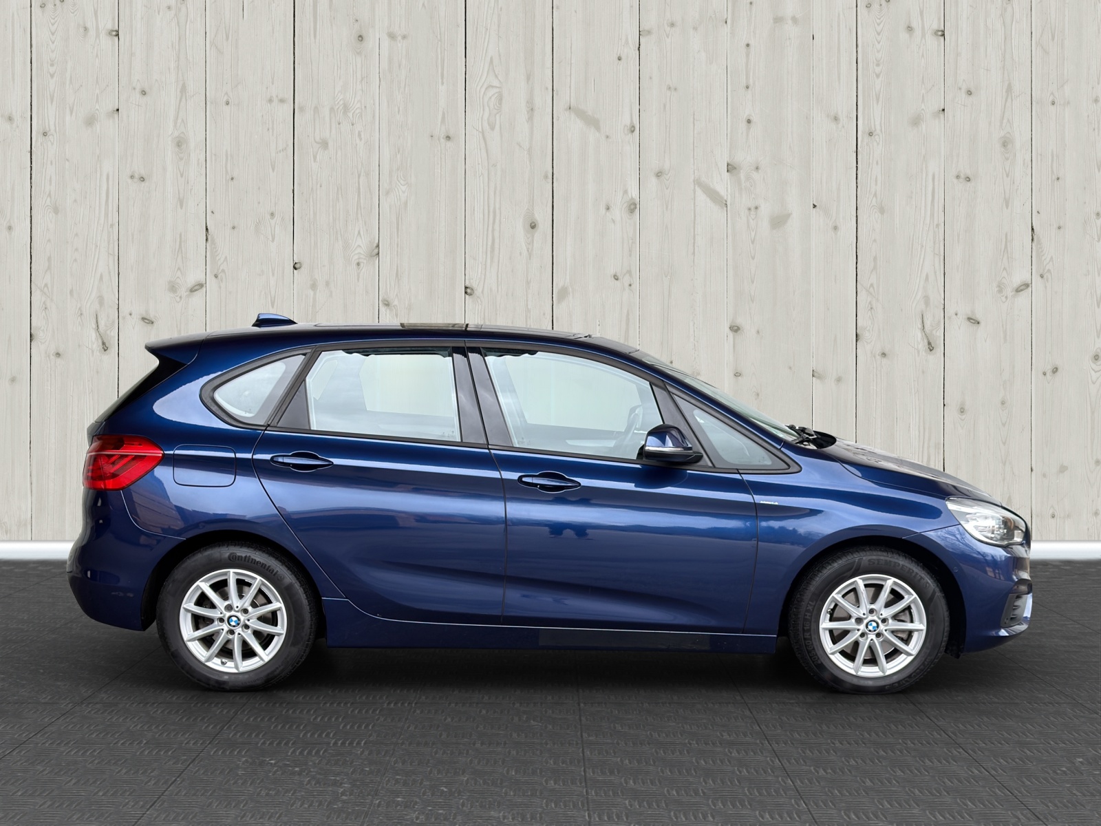 BMW 218i Active Tourer Luxury Line Steptronic-image-7