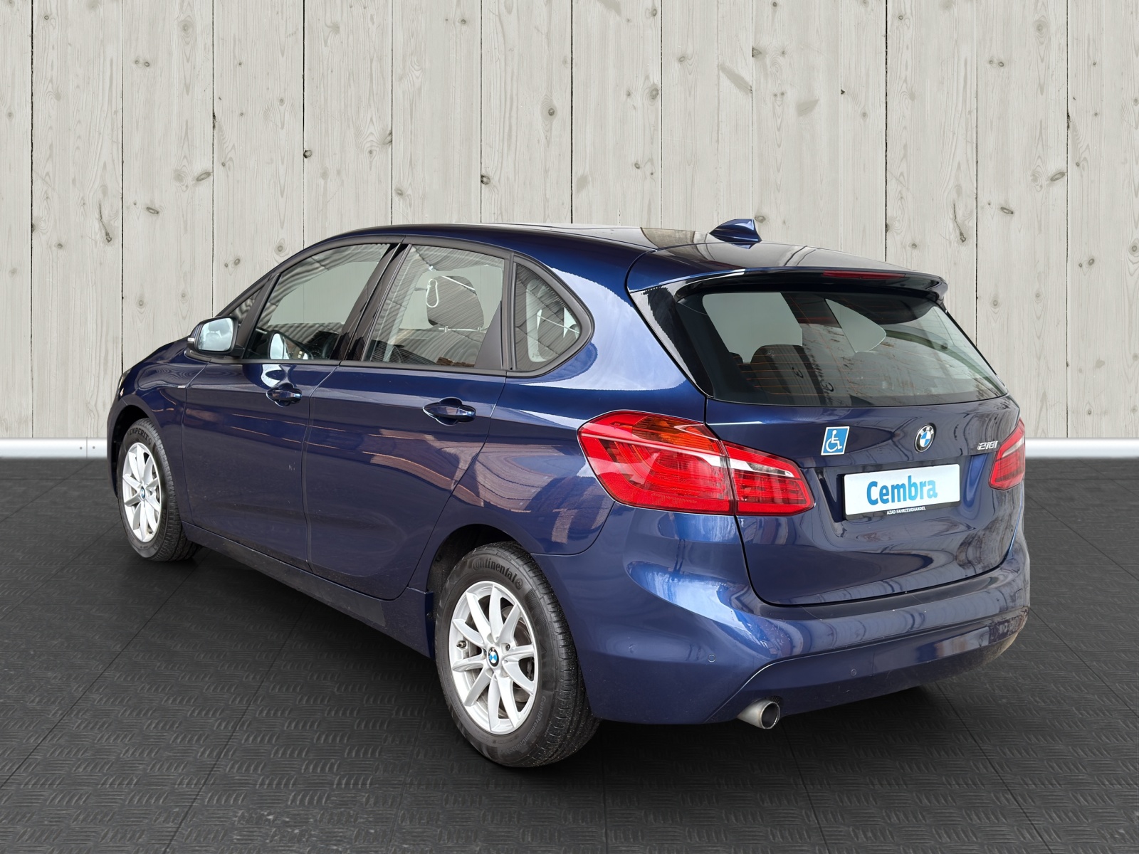 BMW 218i Active Tourer Luxury Line Steptronic-image-4