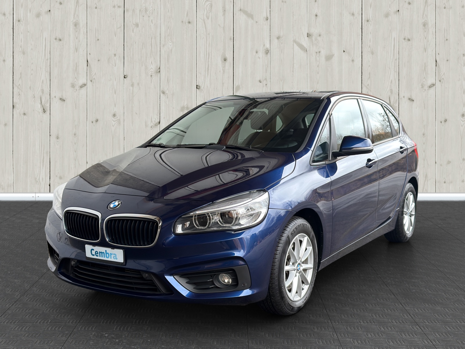 BMW 218i Active Tourer Luxury Line Steptronic-image-2