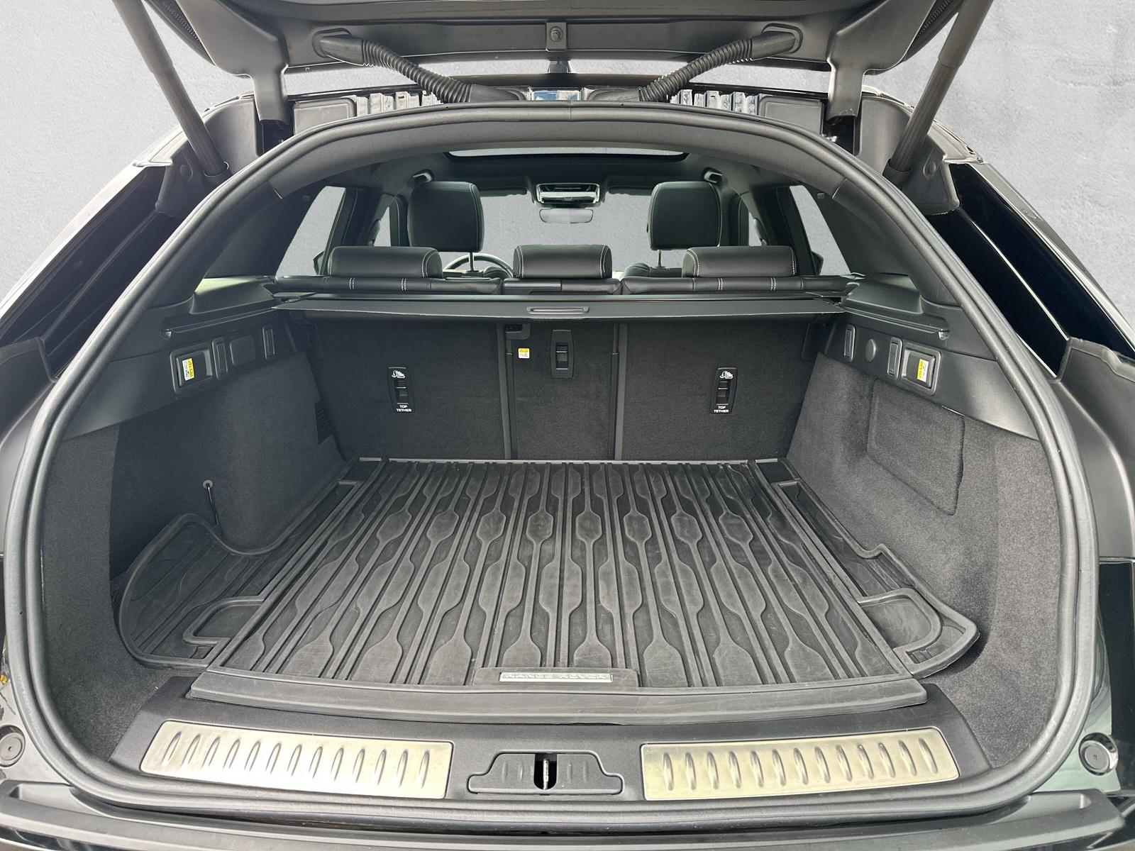 LAND ROVER Range Rover Velar R-Dynamic SE 3.0 D I6 300 (CH)-image-9