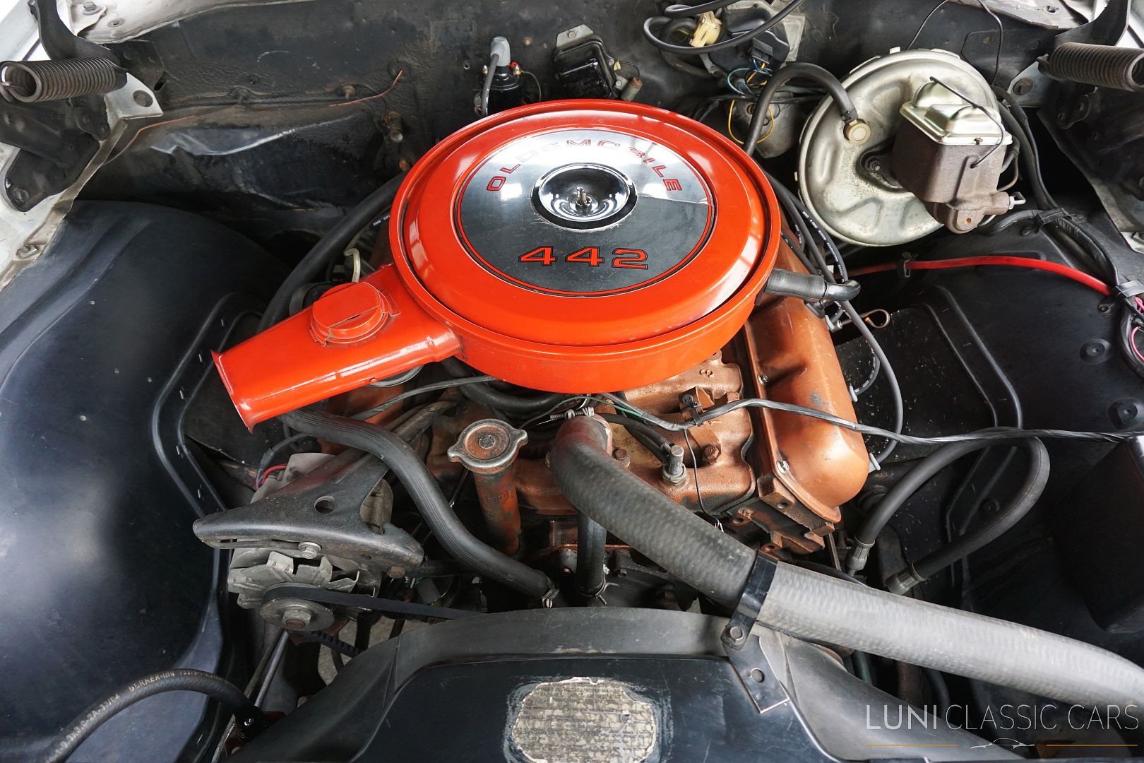 OLDSMOBILE 442 Convertible-image-15