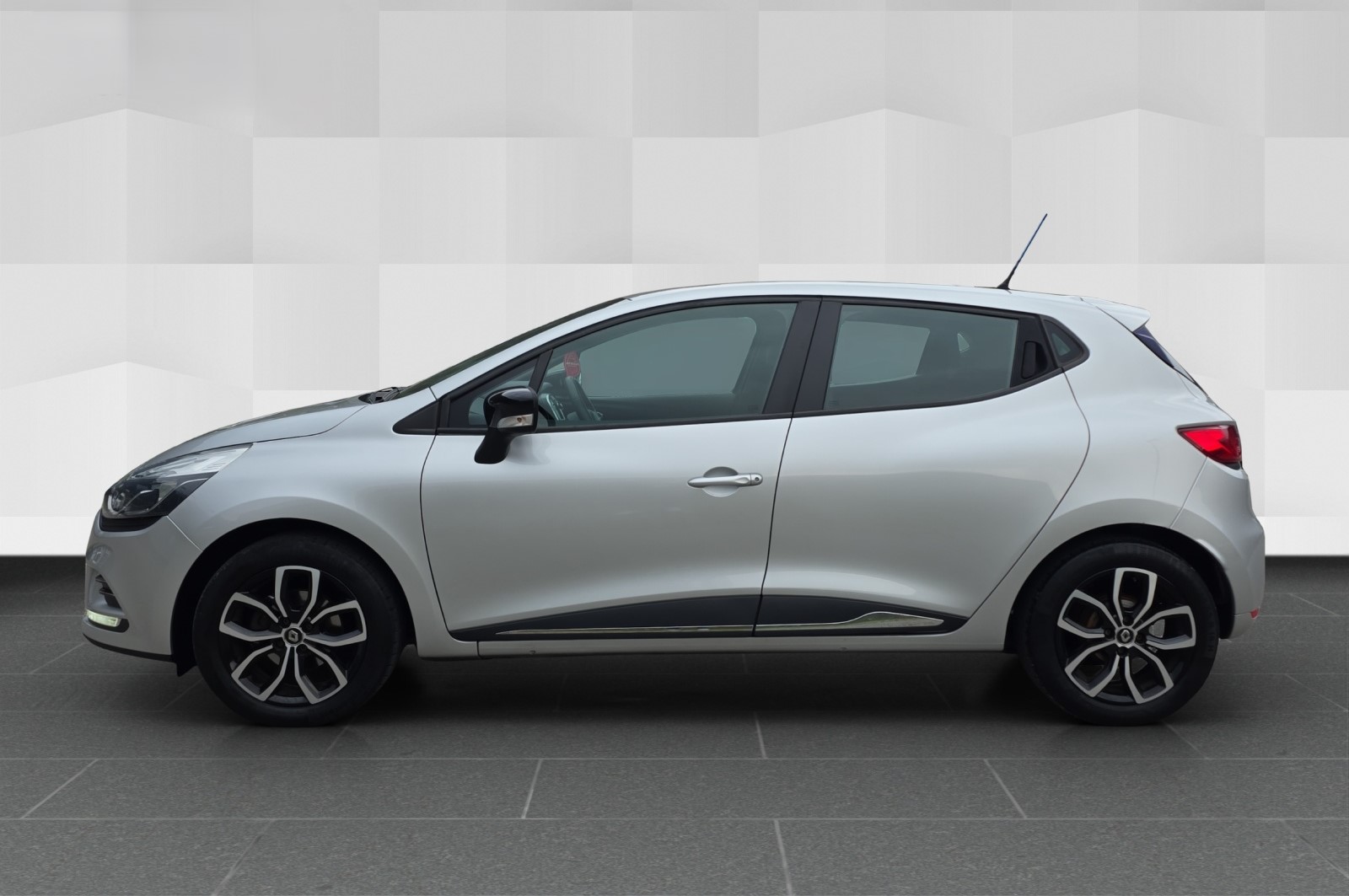 RENAULT Clio 0.9 12V Intens-image-7