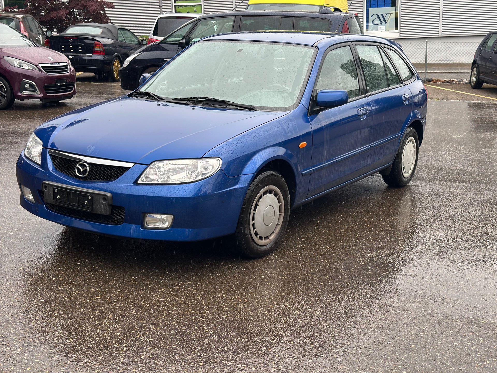 MAZDA 323 F 2.0i-16V