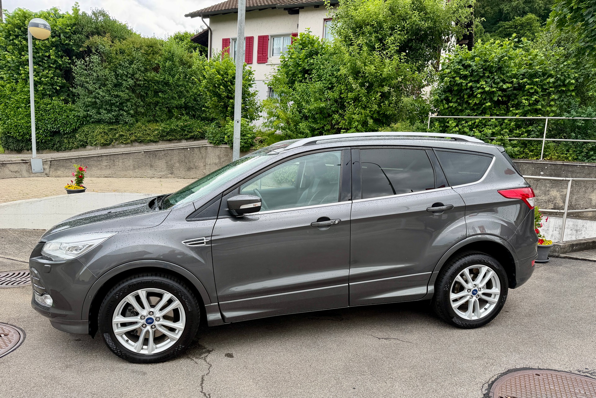 FORD Kuga 2.0 TDCi Titanium 4WD PowerShift-image-2