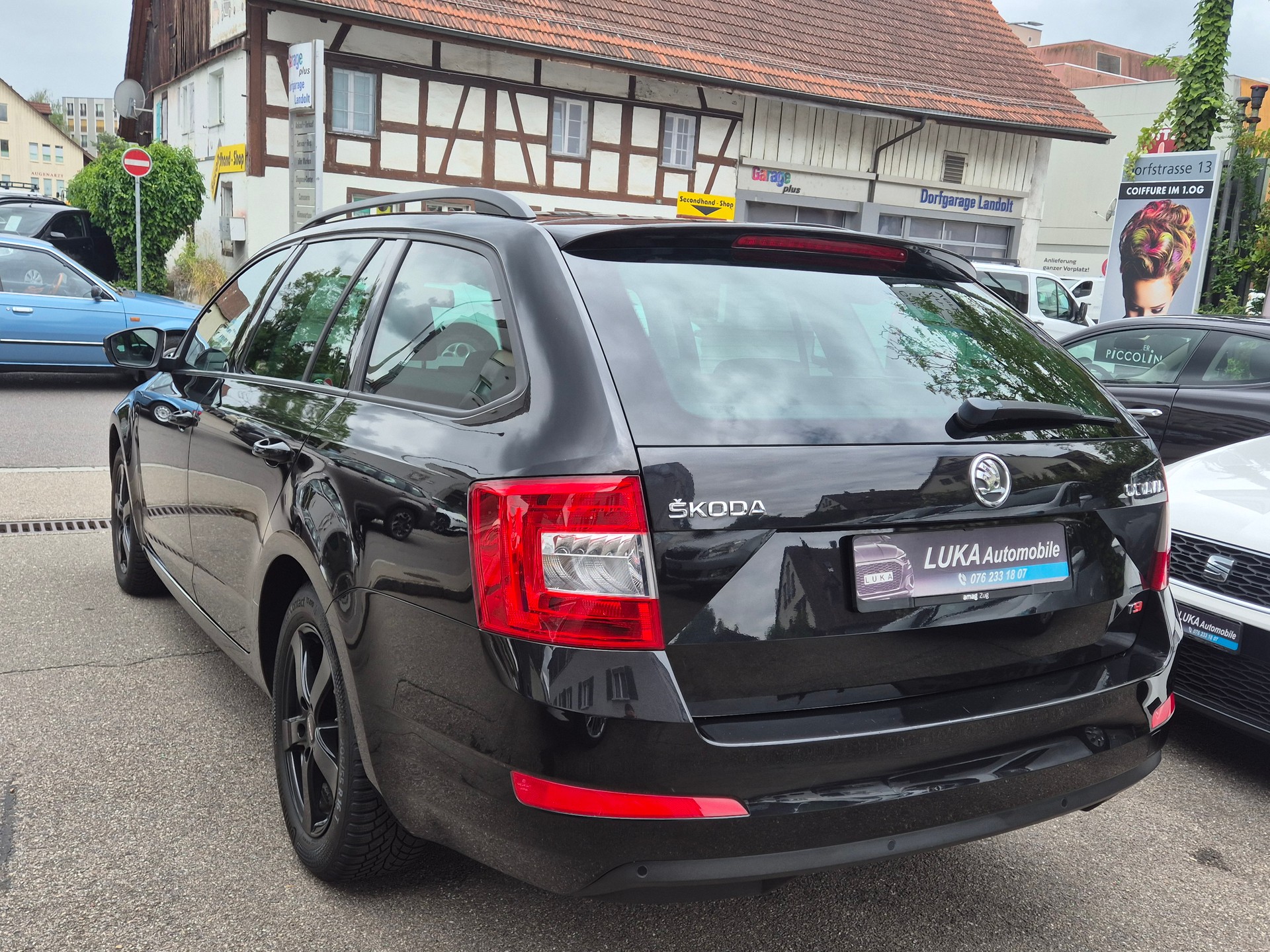 SKODA Octavia Combi 1.8 TSI Elegance-showroom-element-3