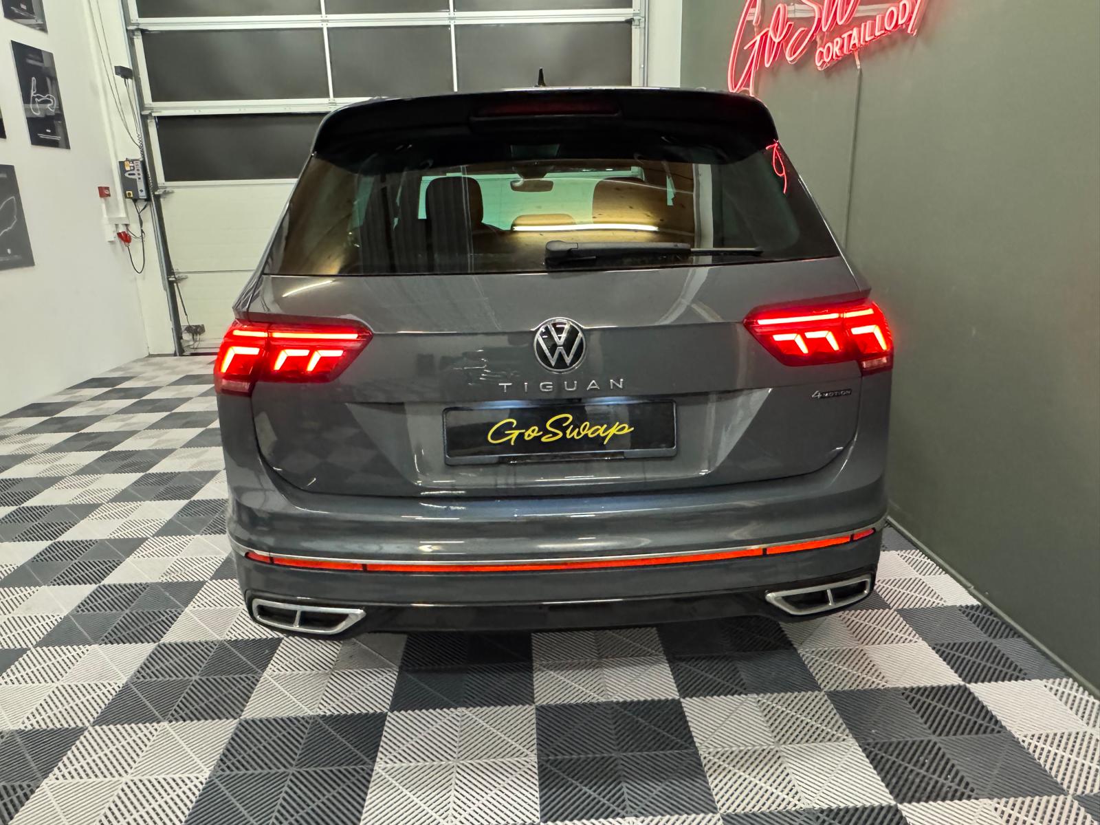 VW Tiguan 2.0TSI R-Line 4Motion DSG-image-4