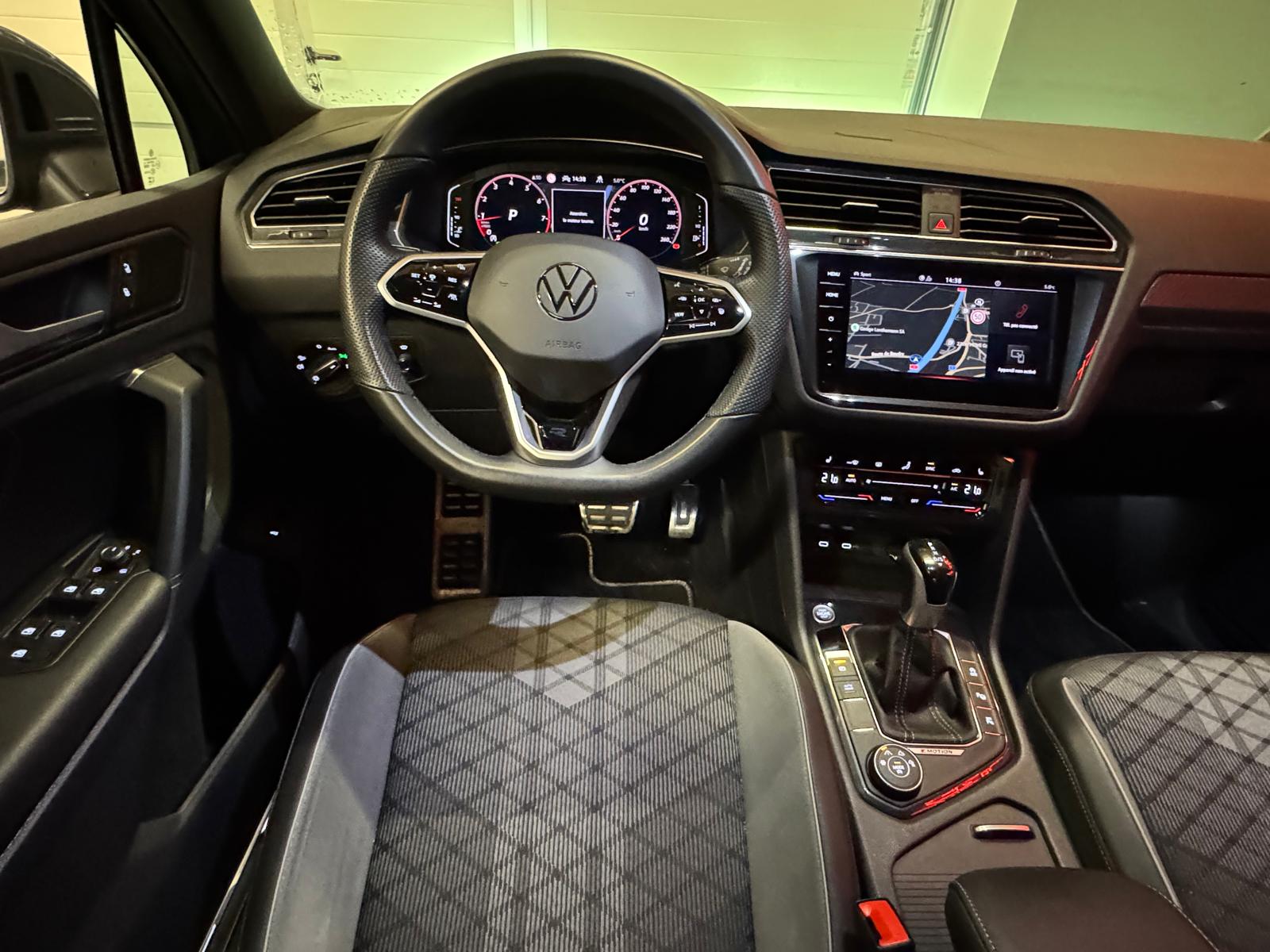 VW Tiguan 2.0TSI R-Line 4Motion DSG-image-15