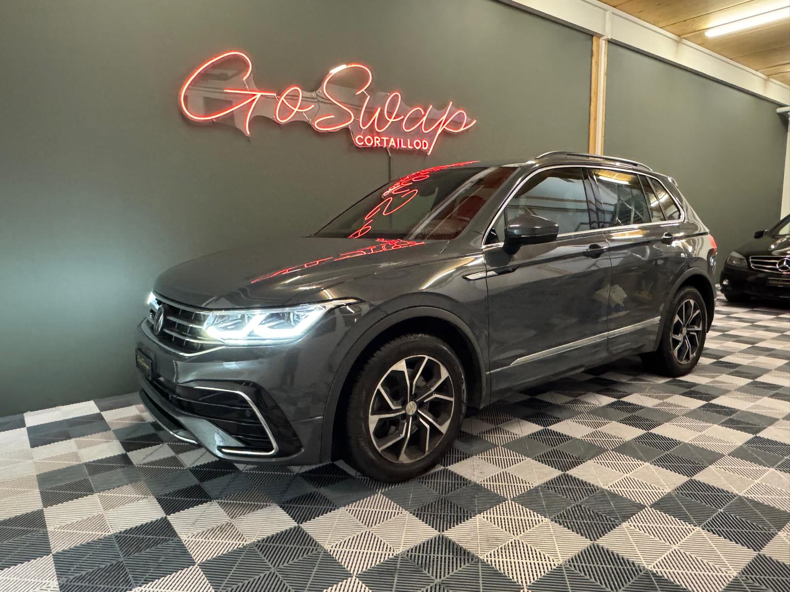 VW Tiguan 2.0TSI R-Line 4Motion DSG