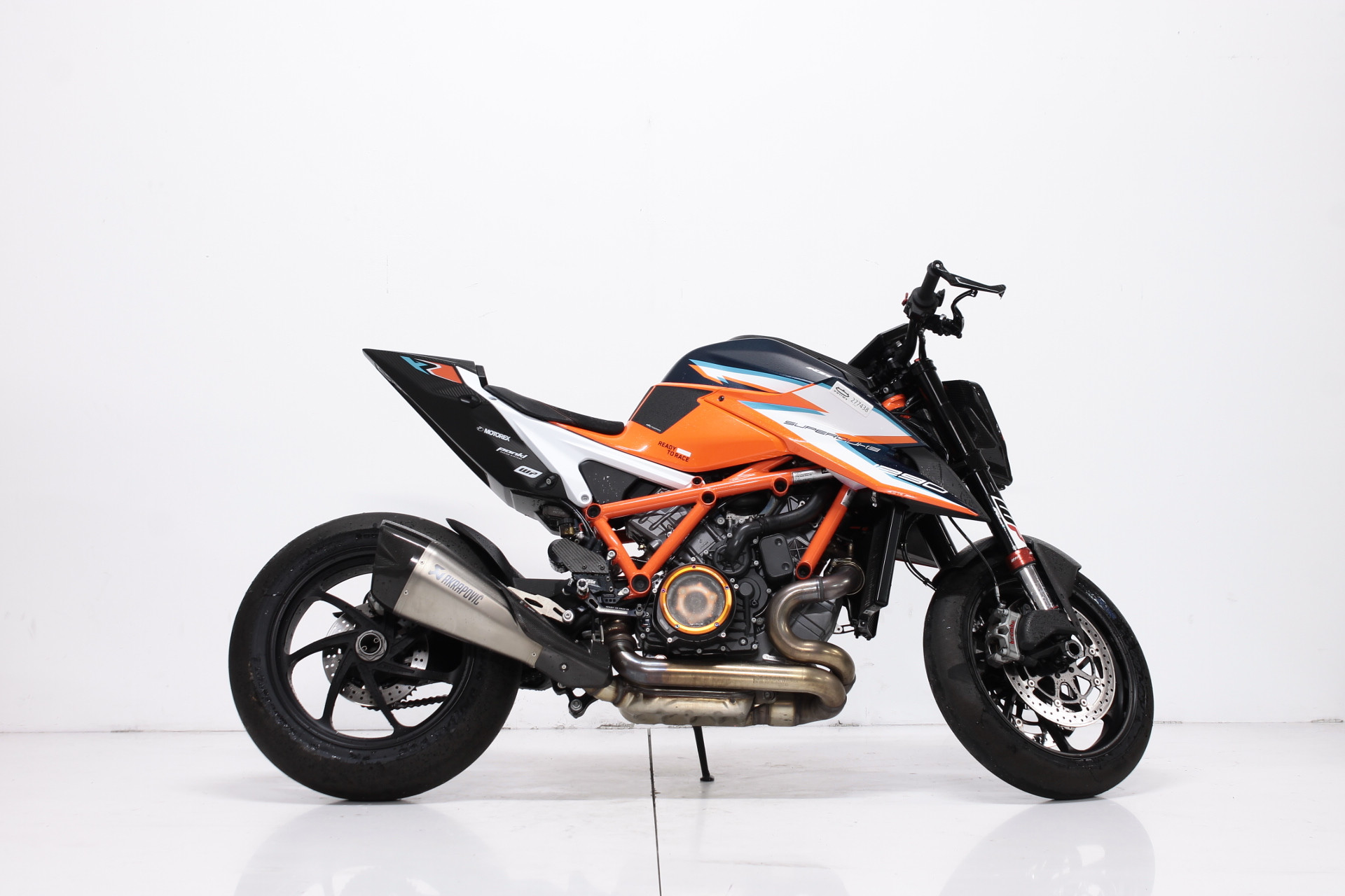 KTM 1290 Super Duke RR-image-1