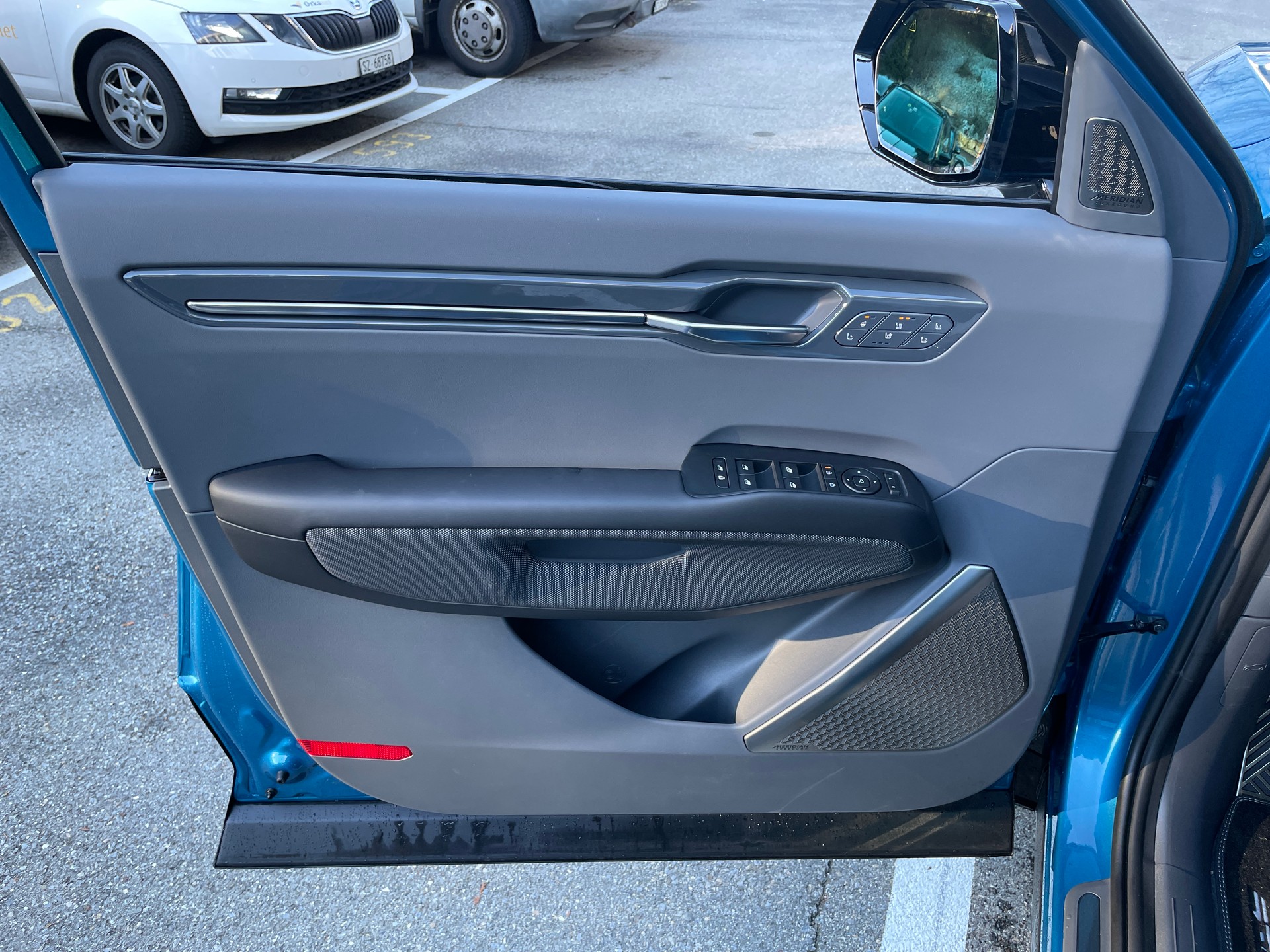 KIA EV9 99,8 kWh GT-Line 4x4 mit Panoramadach, 7-Sitzer-image-12
